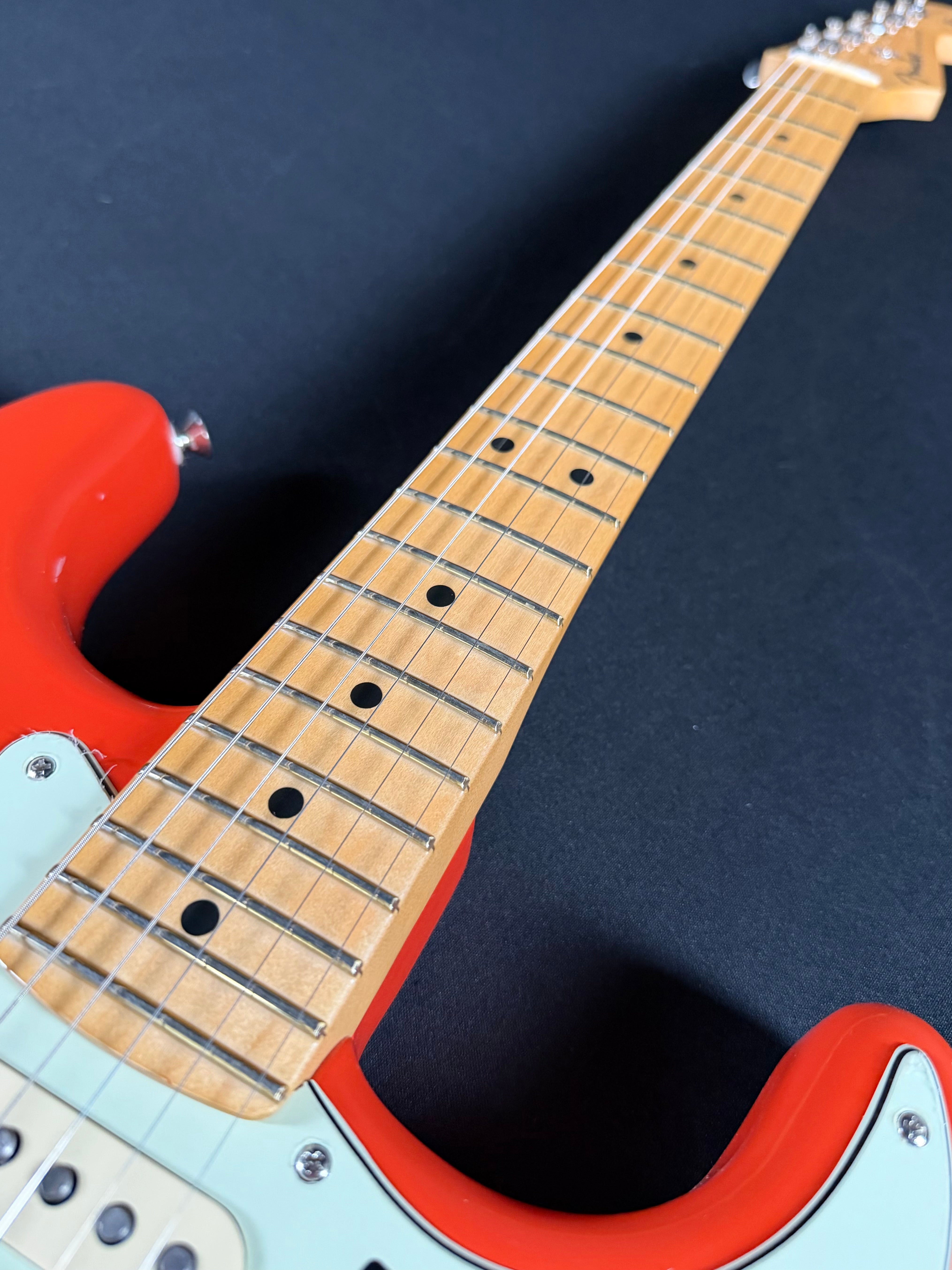 Fender Player II Stratocaster, Maple - Rallye Orange
