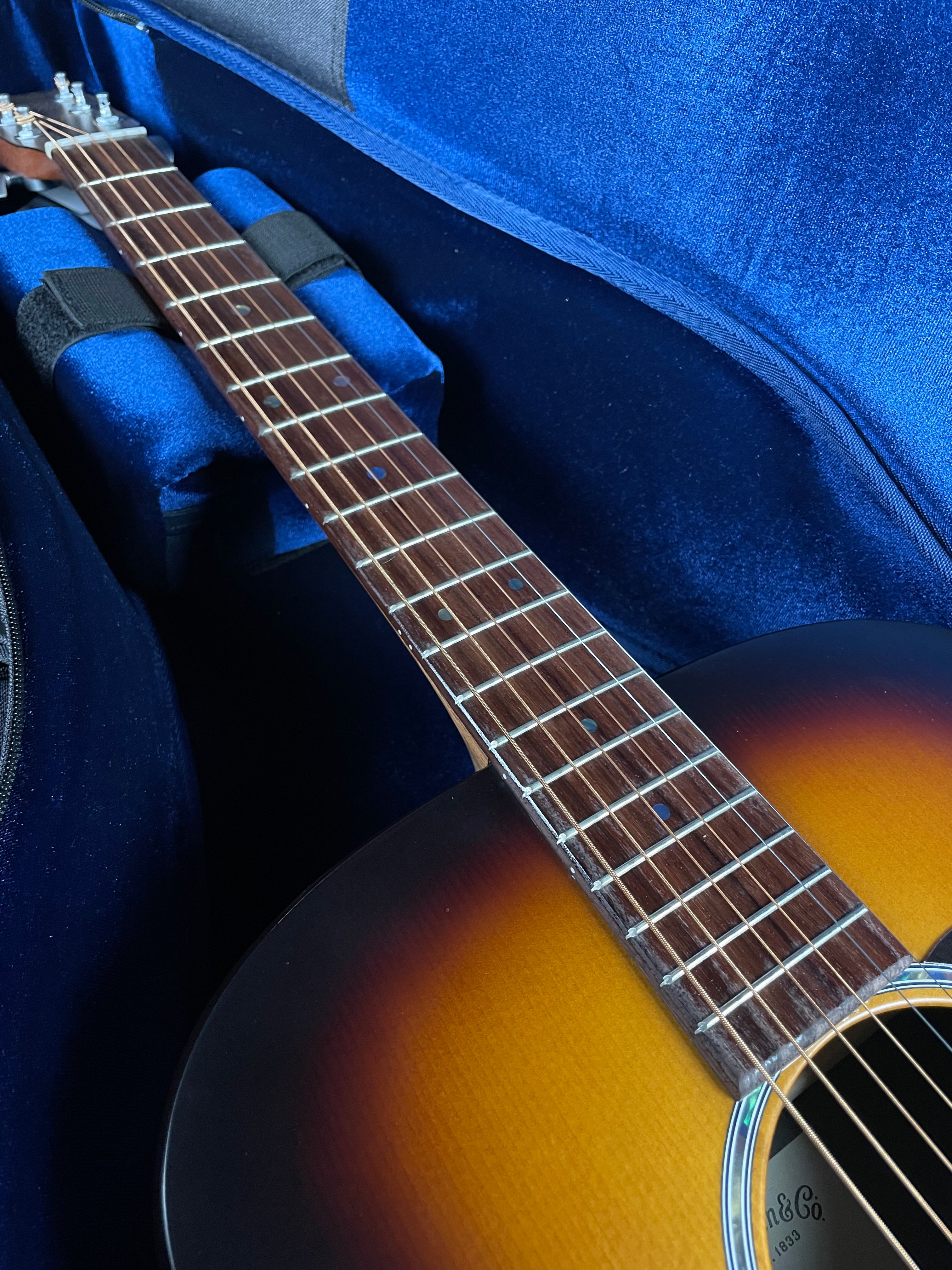 Martin D-X2E Ziricote w/Soft Case - Burst (2025)