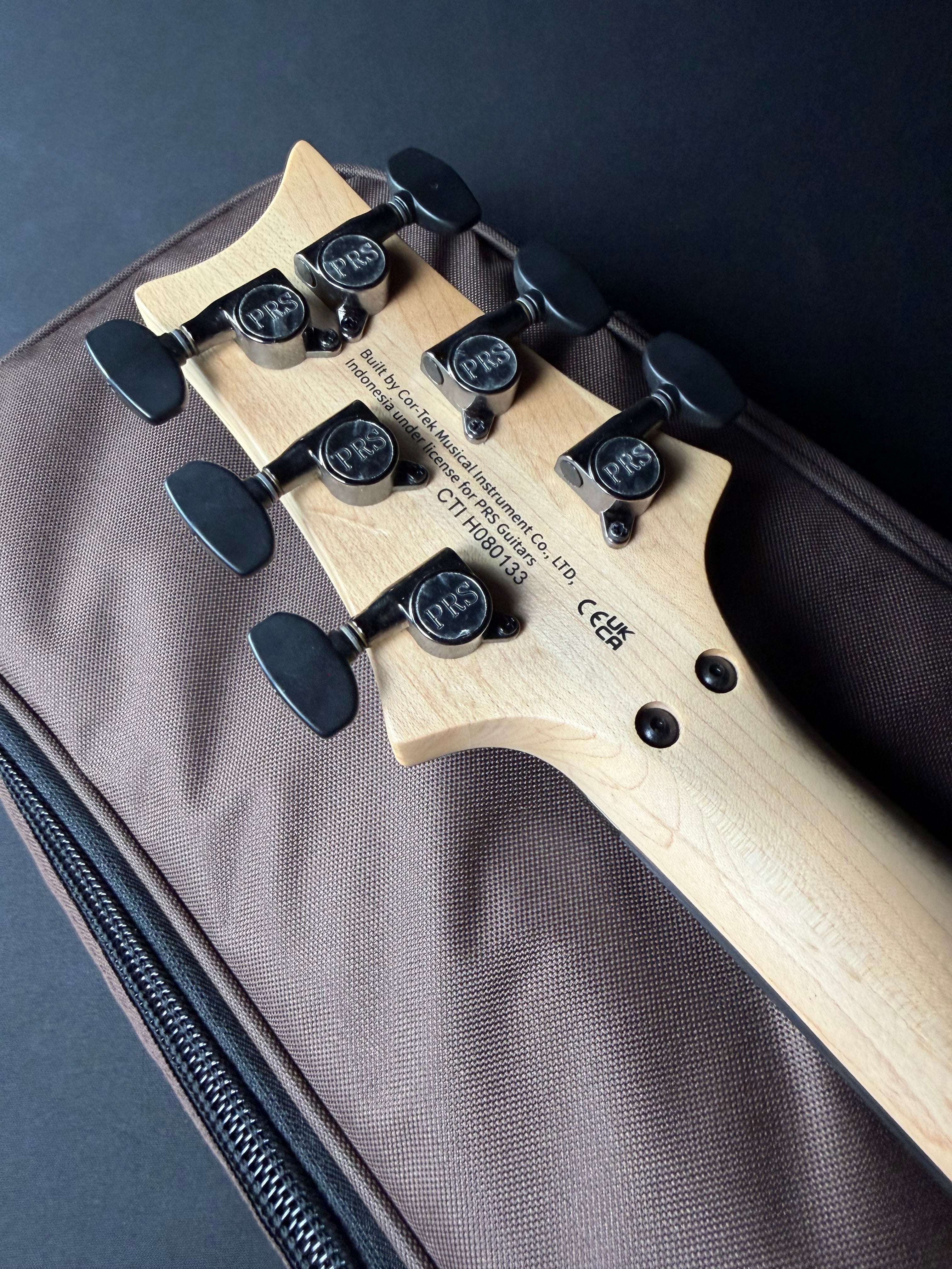 PRS SE Chleo - Mantis Burst - Metronome Music Inc.