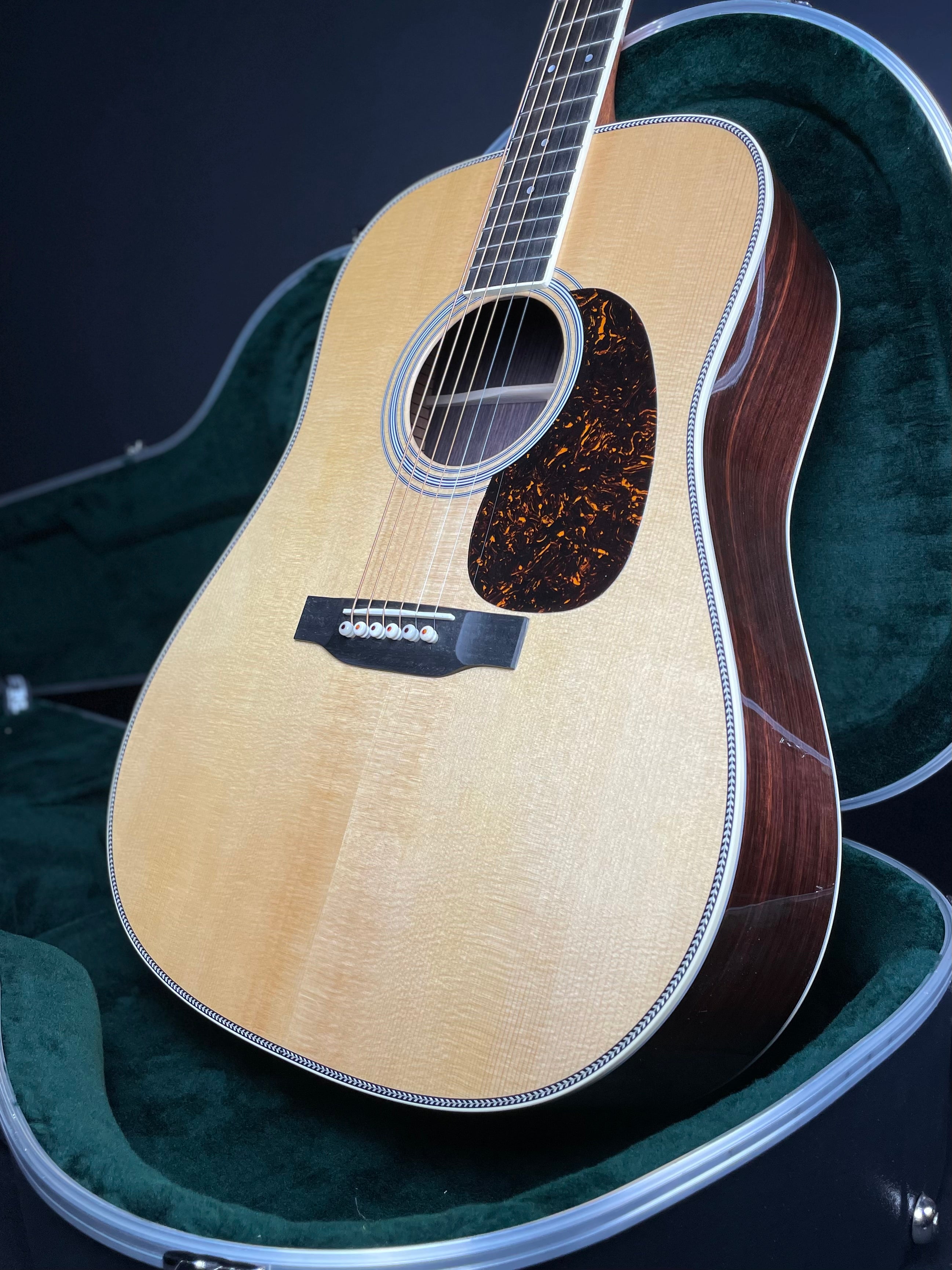 Martin HD-35 Standard w/Hardshell Case - Natural (2025)