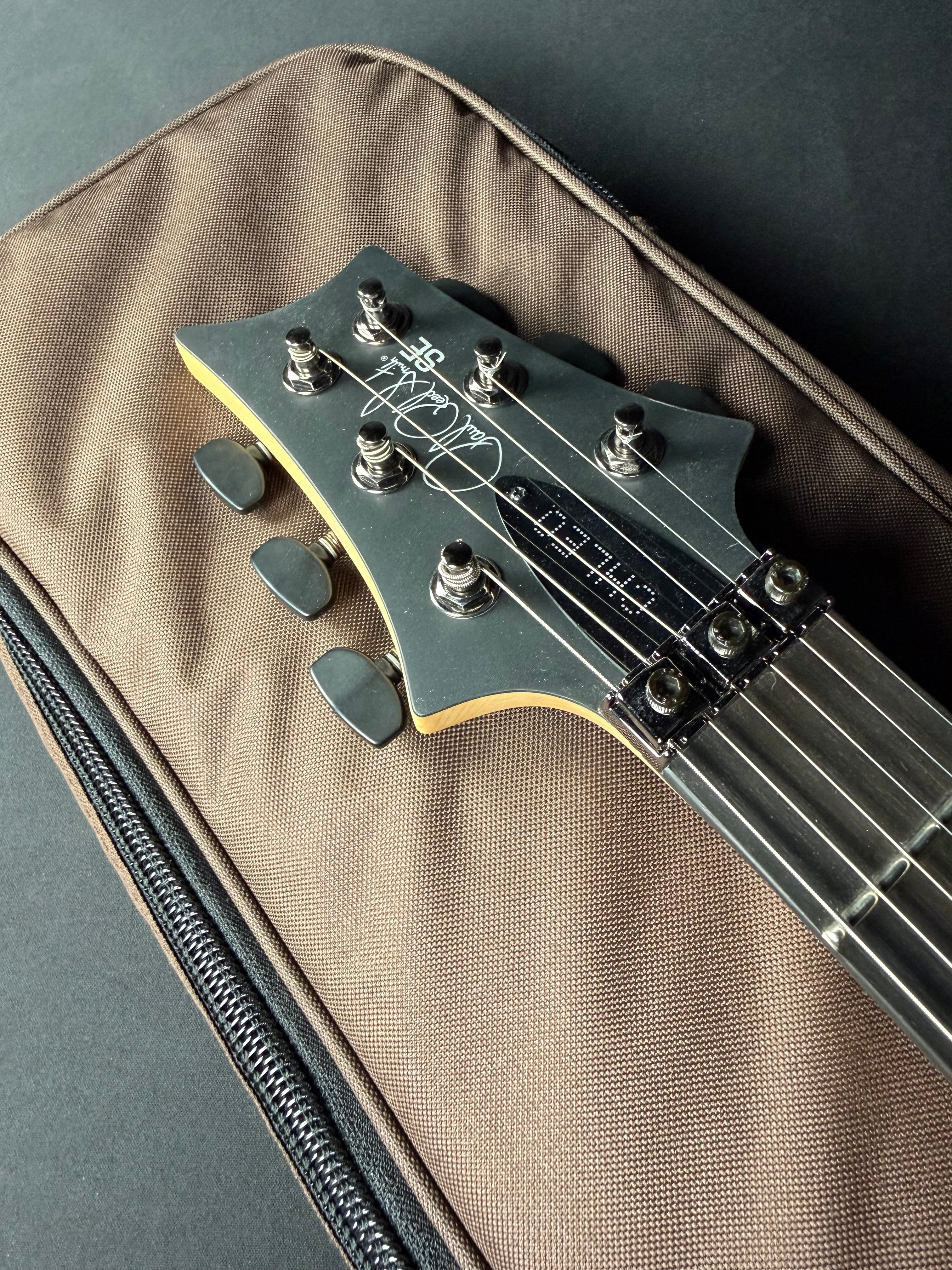 PRS SE Chleo - Mantis Burst - Metronome Music Inc.
