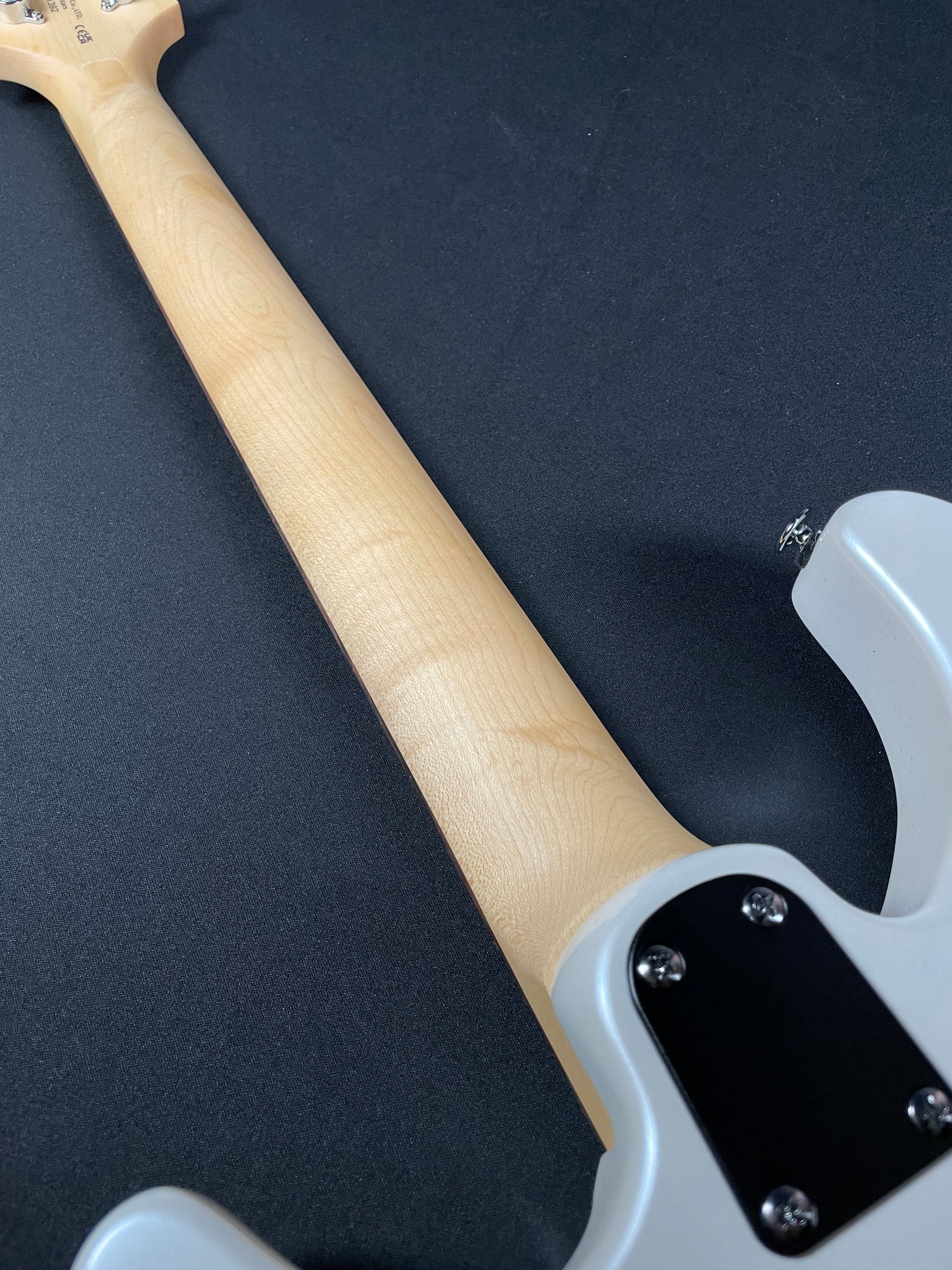 PRS SE Studio Standard w/Gig Bag - Pearl White