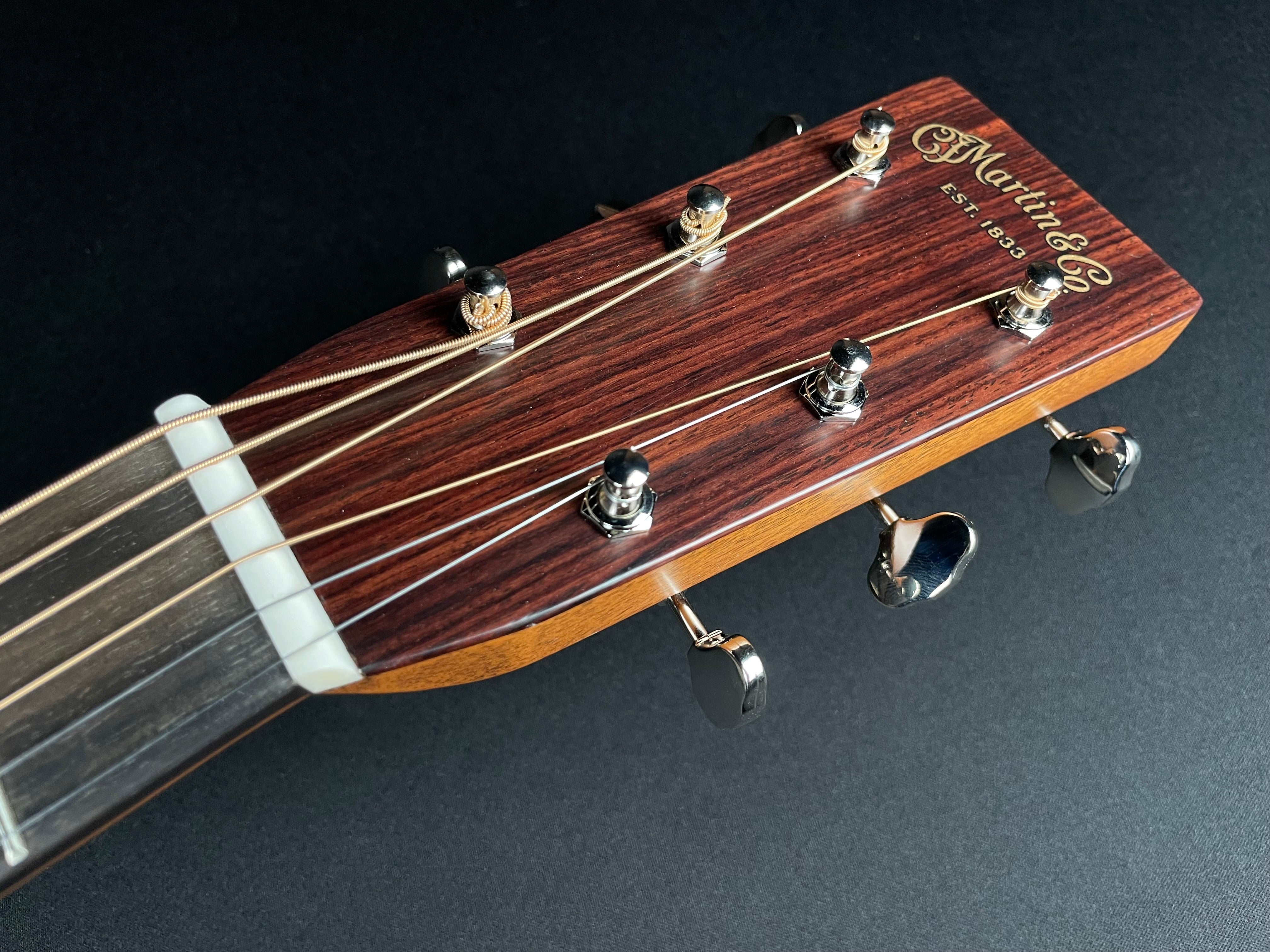 Martin D-28 Standard w/Hardshell Case - Satin Natural (2025) - Metronome Music Inc.