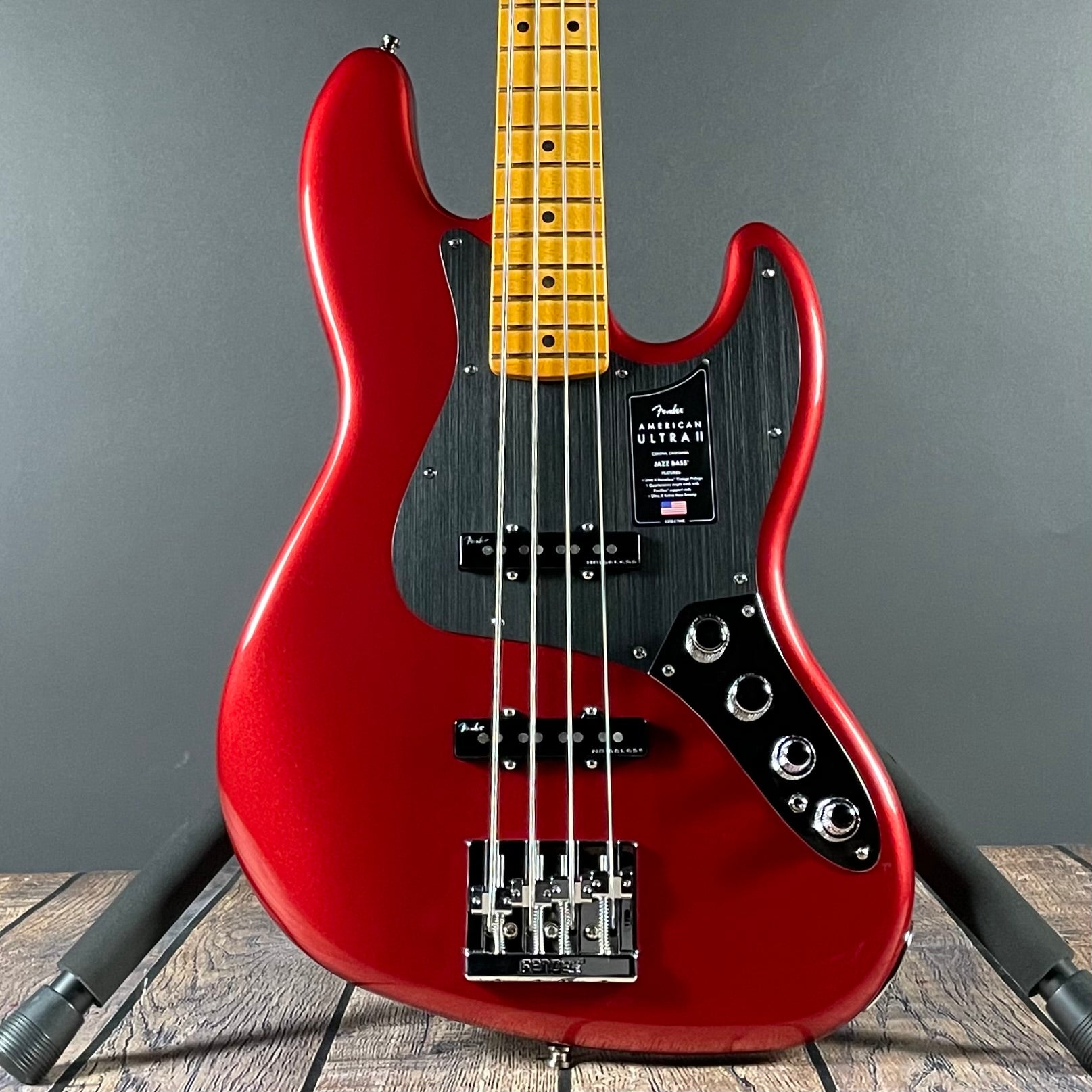 Fender American Ultra II Jazz Bass, Maple - Sinister Red - Metronome Music Inc.