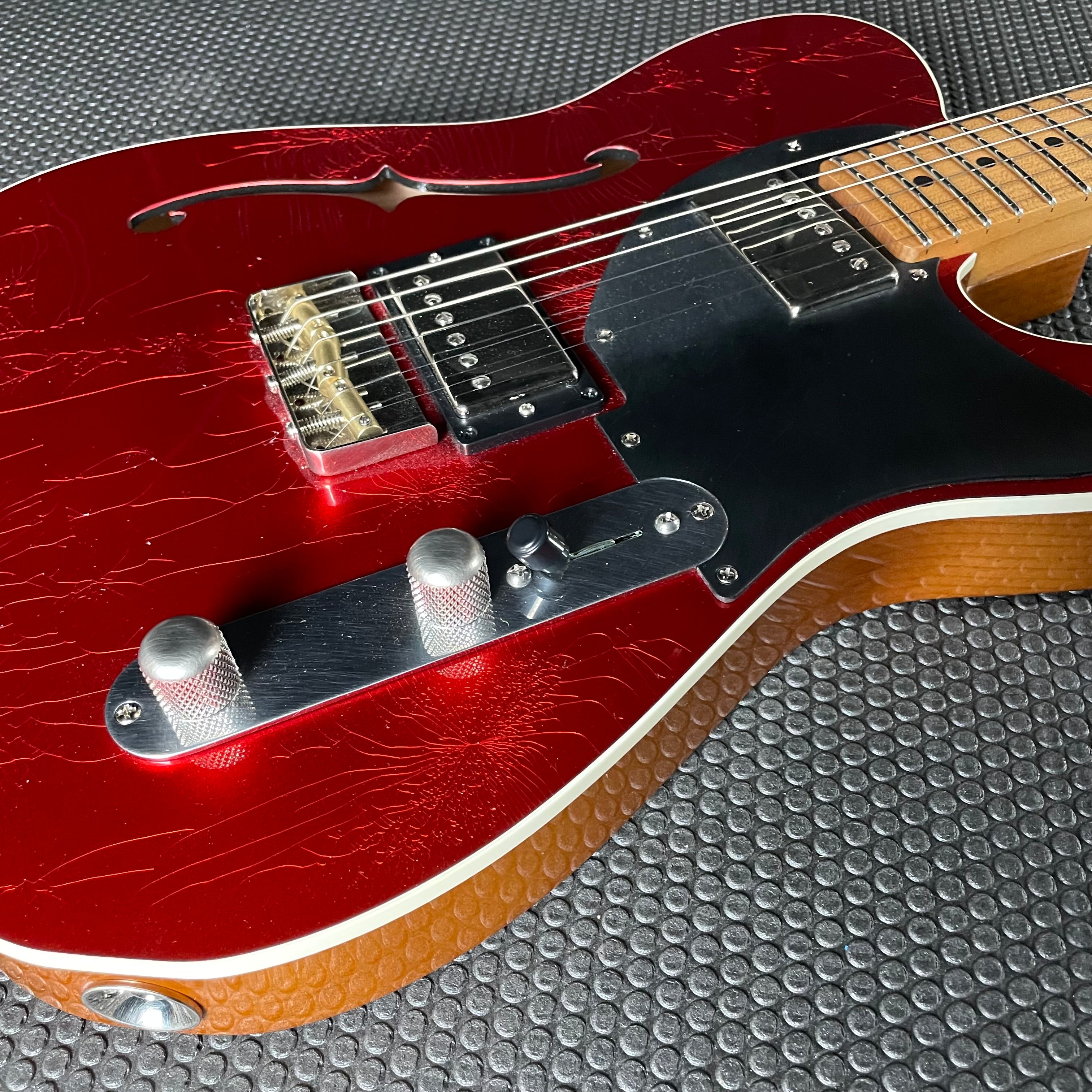 LsL Instruments Thin Bone HH "Lychee", Roasted Maple- Candy Apple Red (6lbs 3oz) - Metronome Music Inc.