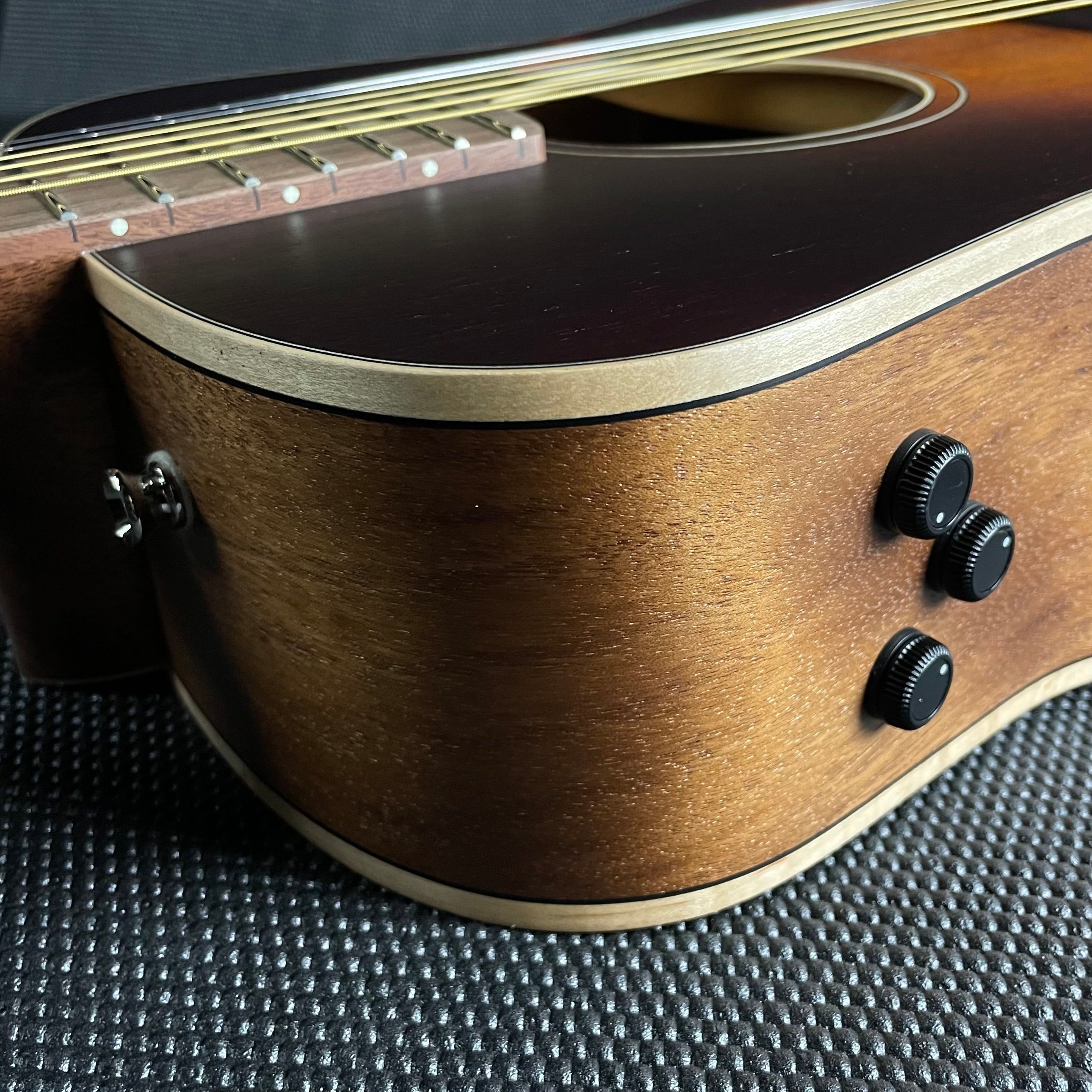 Fender Malibu Special Acoustic w/Gig Bag - Honey Burst