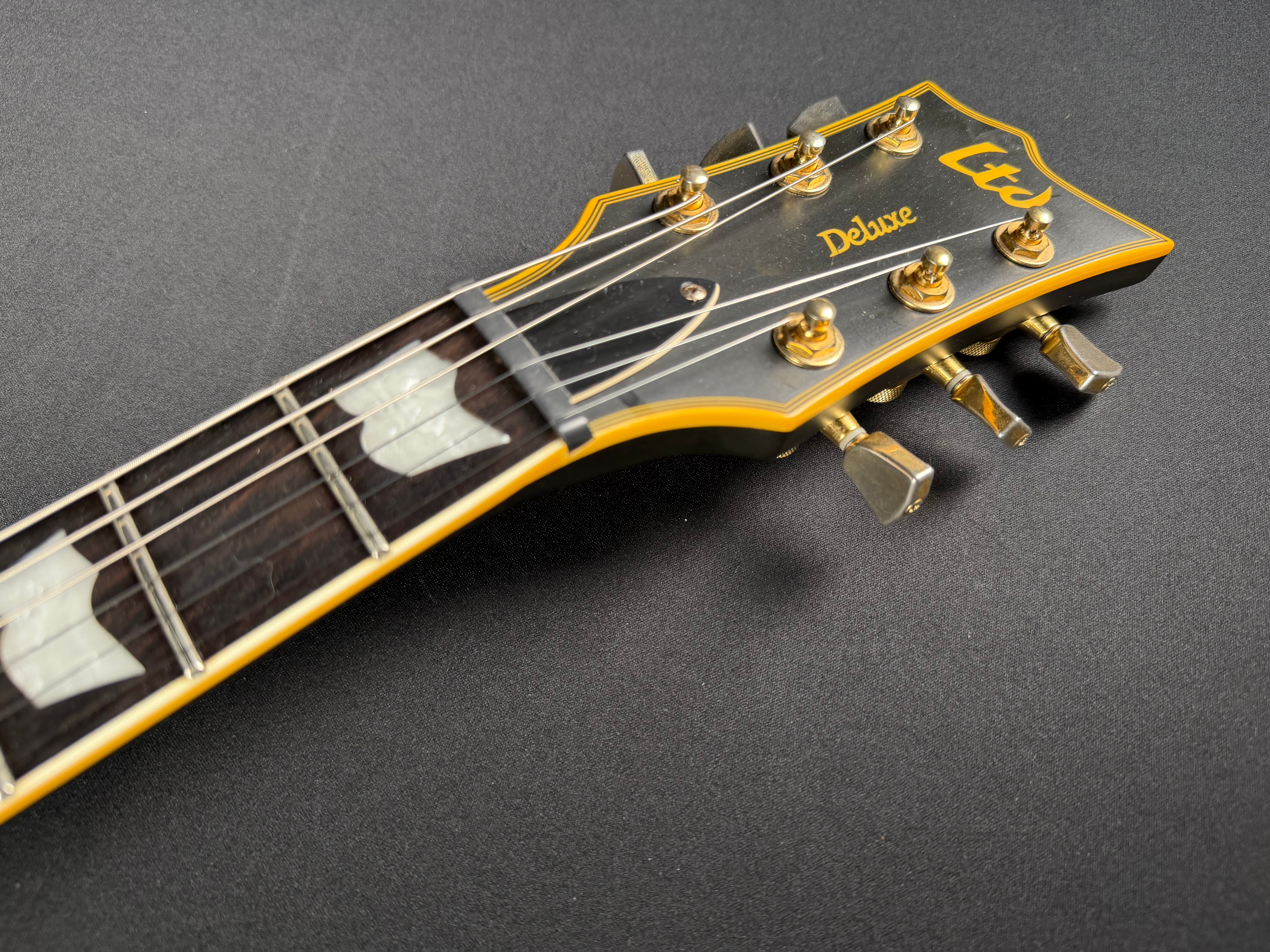 ESP LTD EC-1000 - Vintage Black (2013) - Metronome Music Inc.