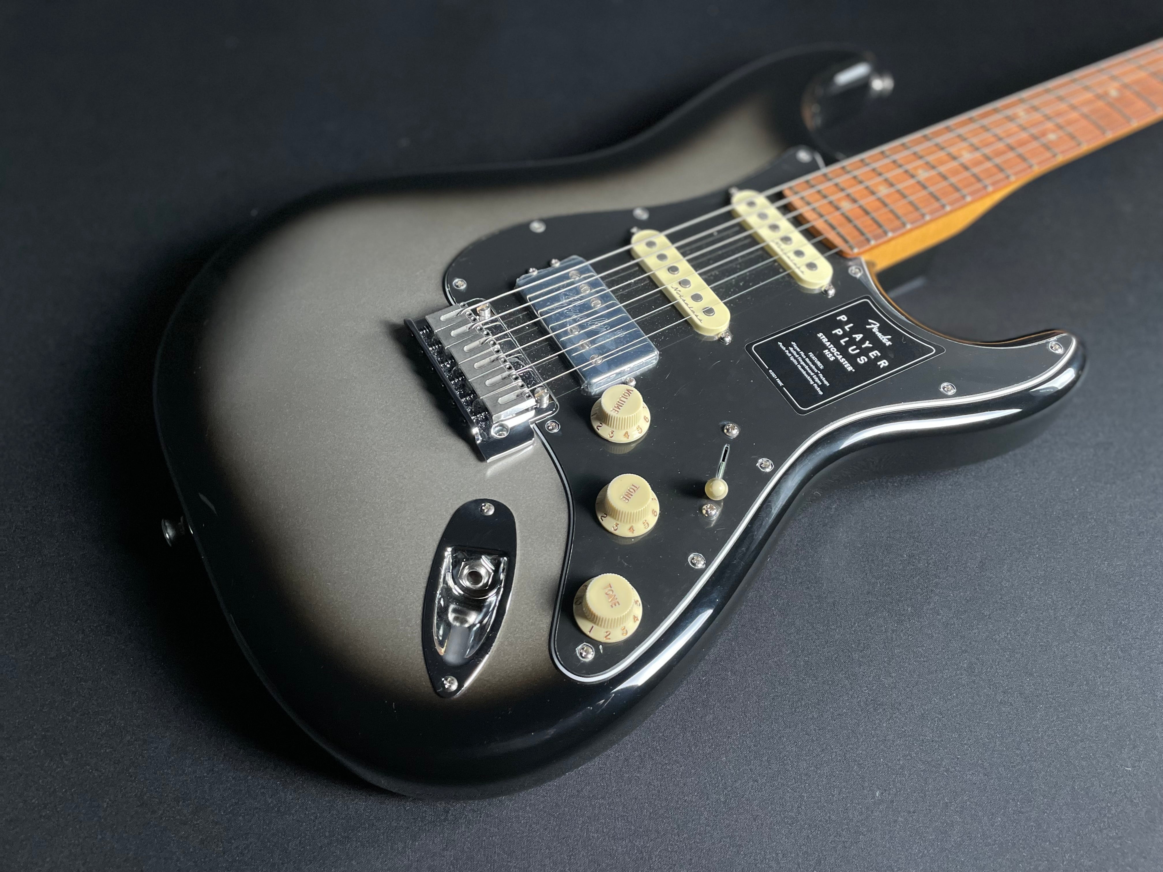 Fender Player Plus Stratocaster HSS w/Gig Bag - Silverburst (2023)