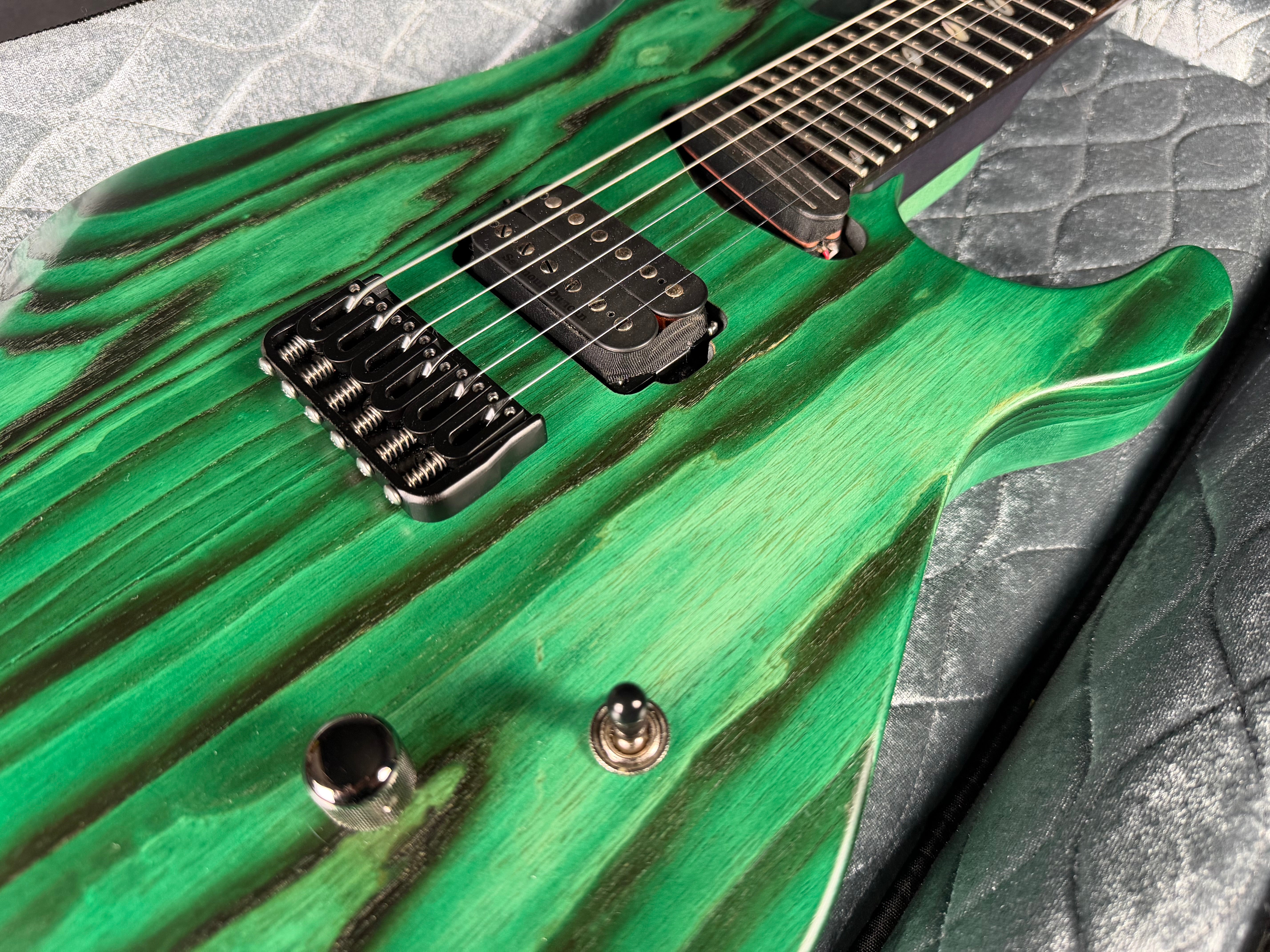 Caparison Dellinger II FX-AM w/Soft Case - Green (Used)