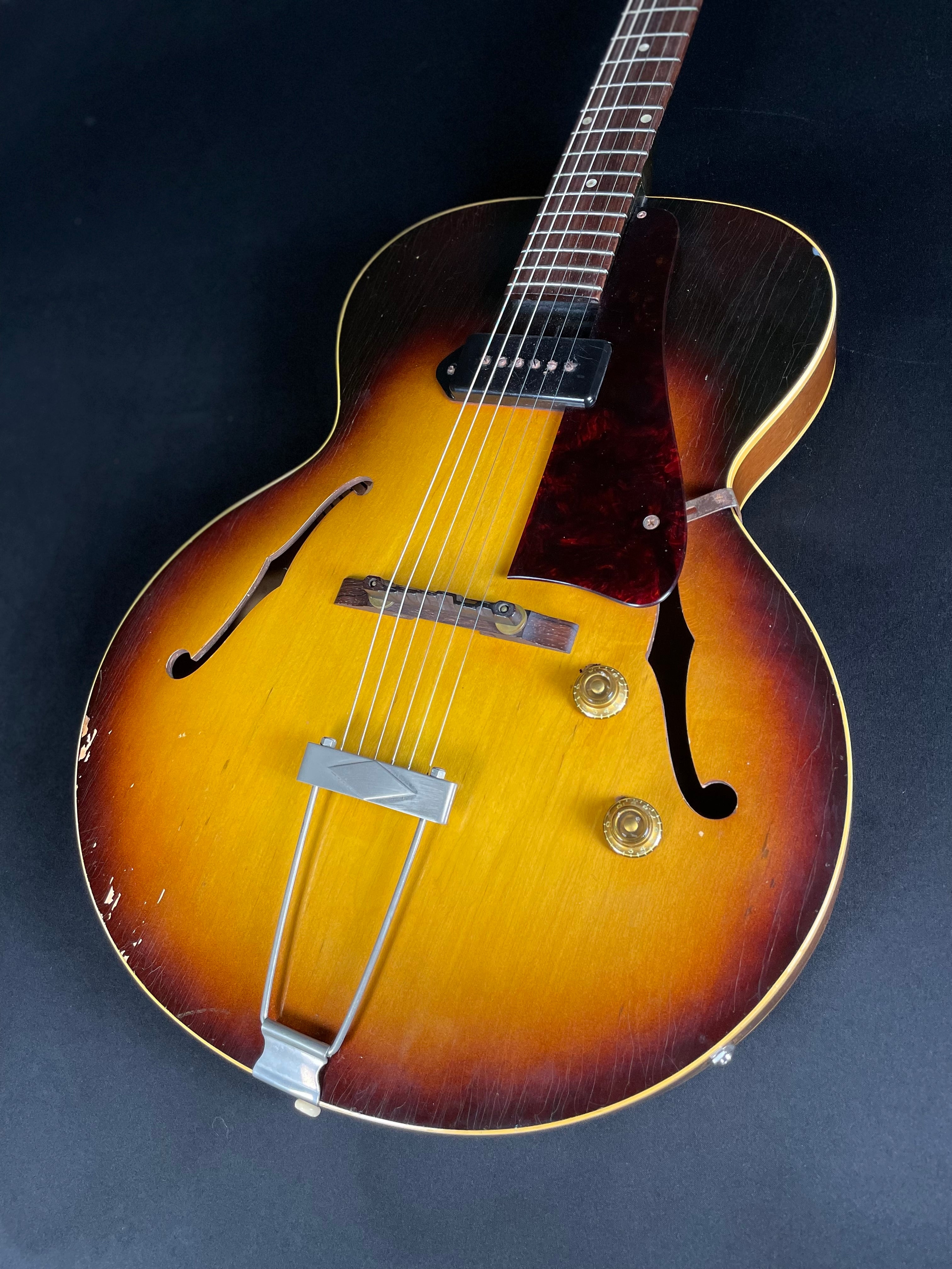 Gibson ES-125T Sunburst (1957)