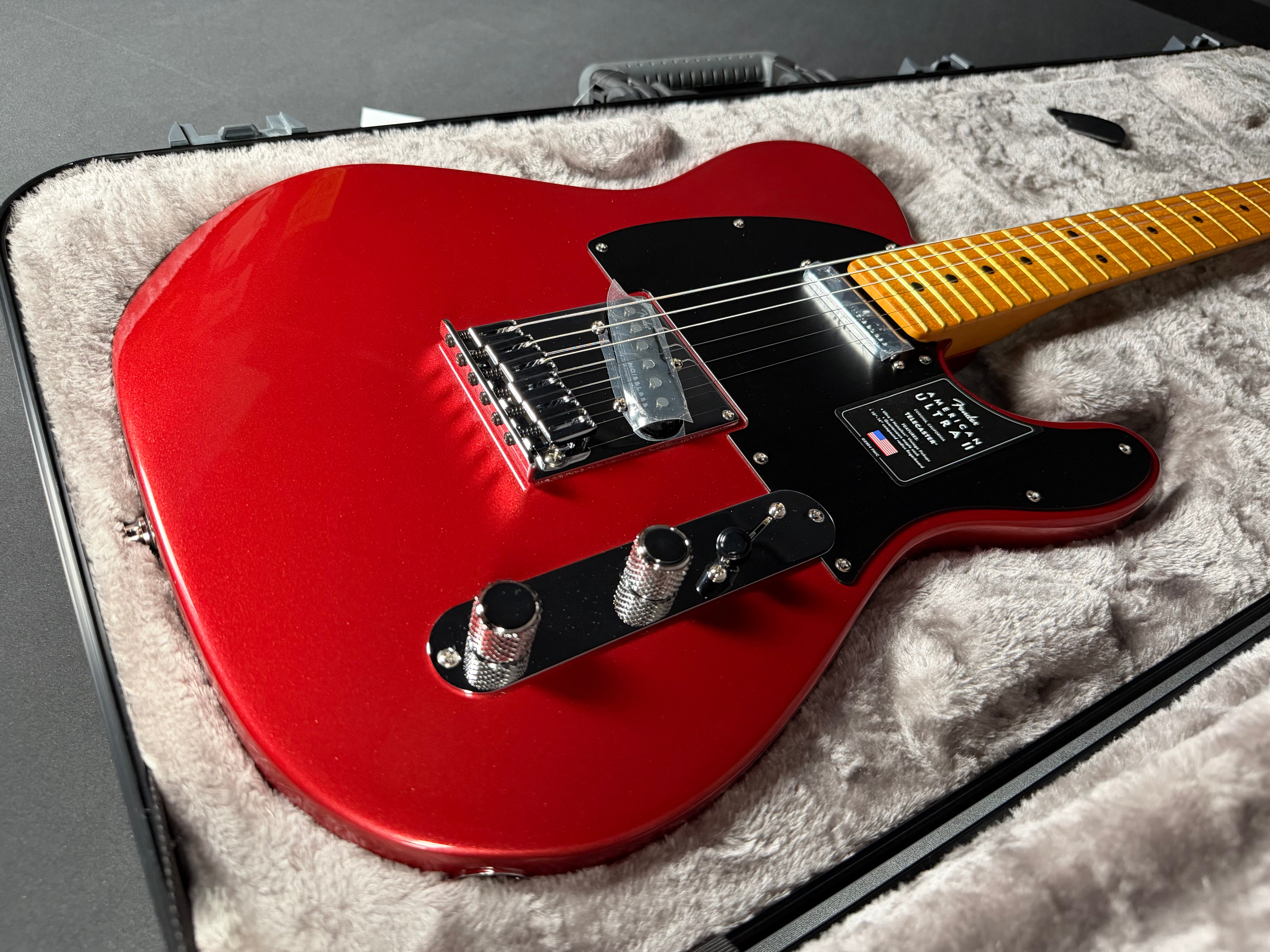 Fender American Ultra II Telecaster, Maple - Sinister Red (2026)