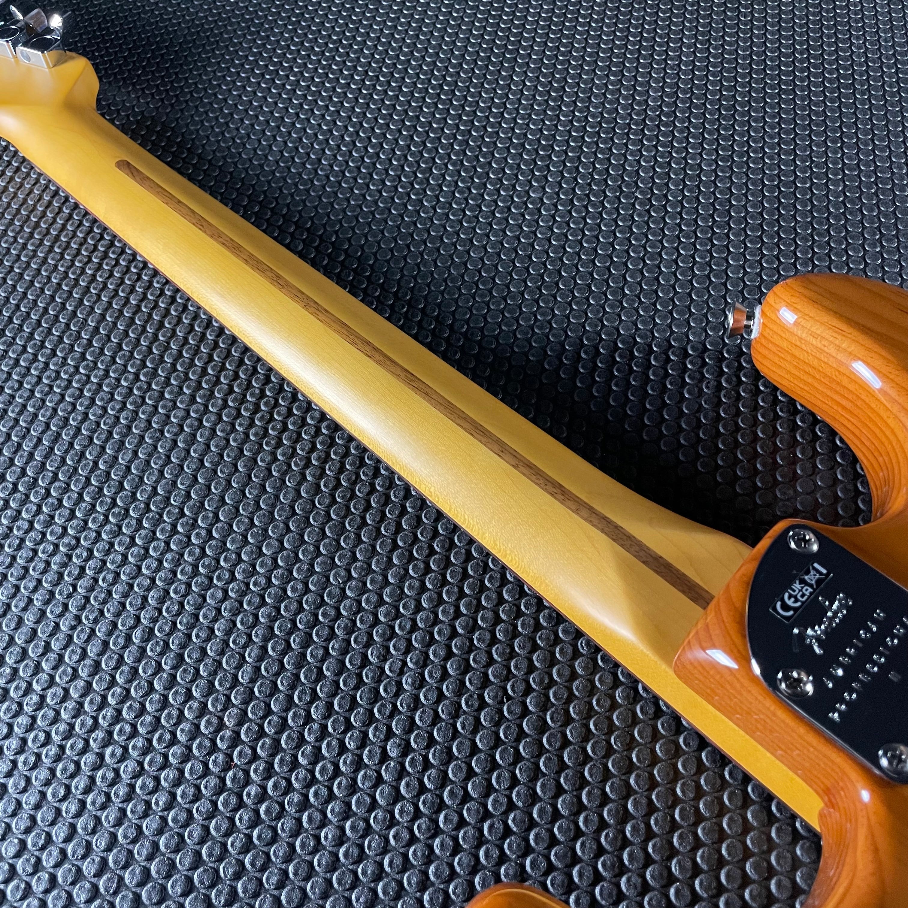 Fender American Professional II Stratocaster, Rosewood- Roasted Pine (7lbs 8oz) - Metronome Music Inc.