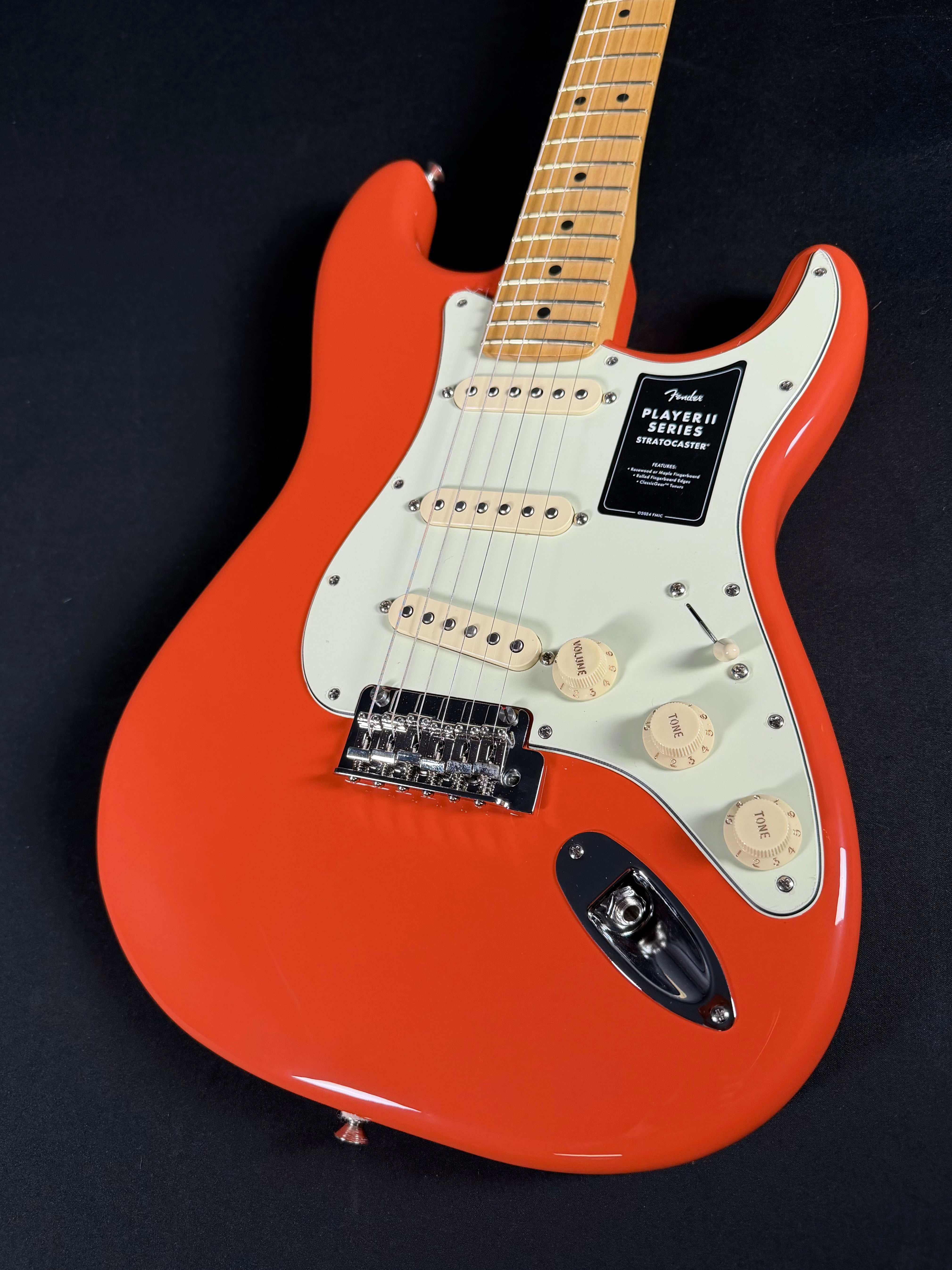 Fender Player II Stratocaster, Maple - Rallye Orange