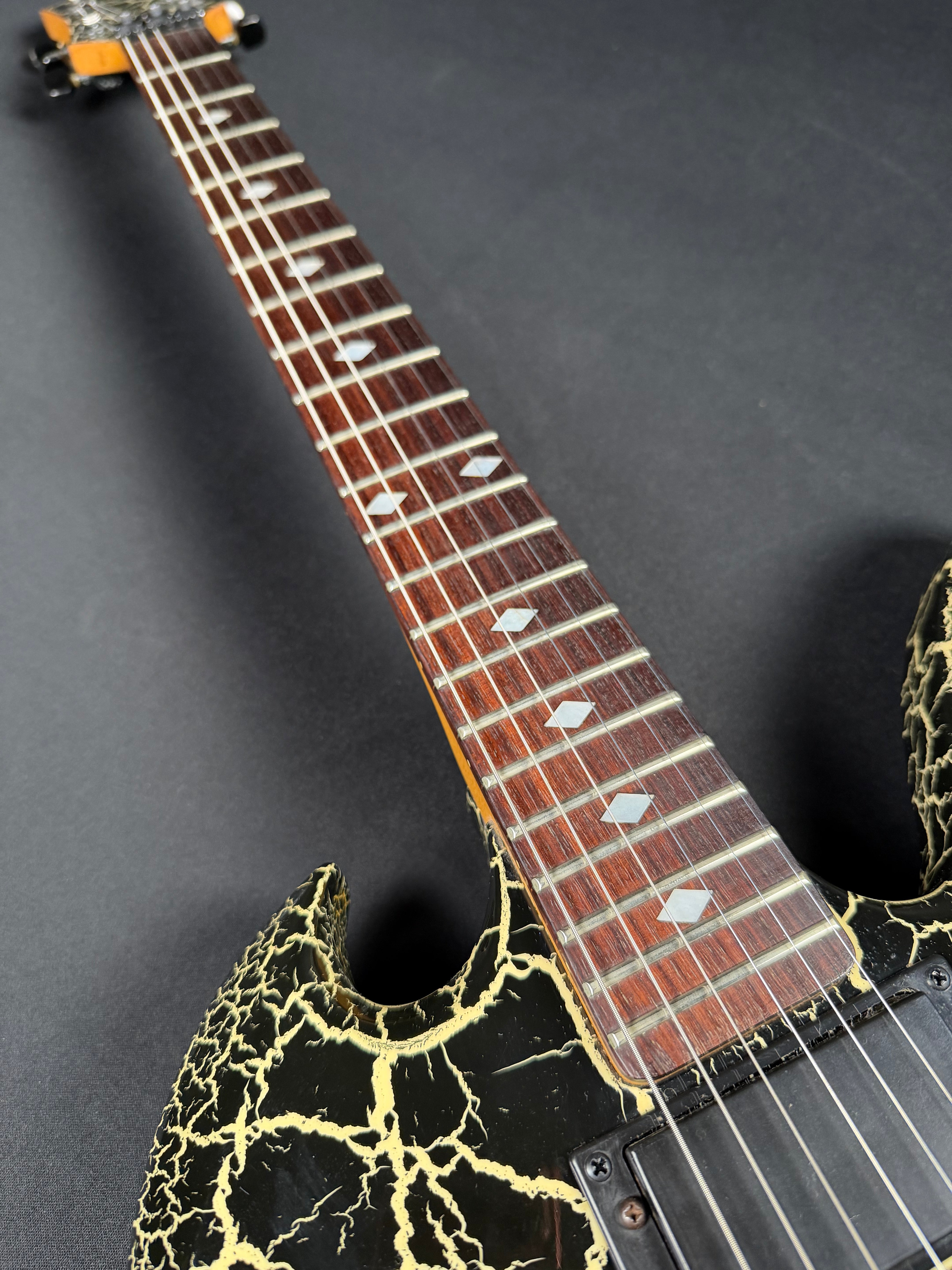 B.C. Rich NJ Series Mockingbird Crackle (1988-1991)