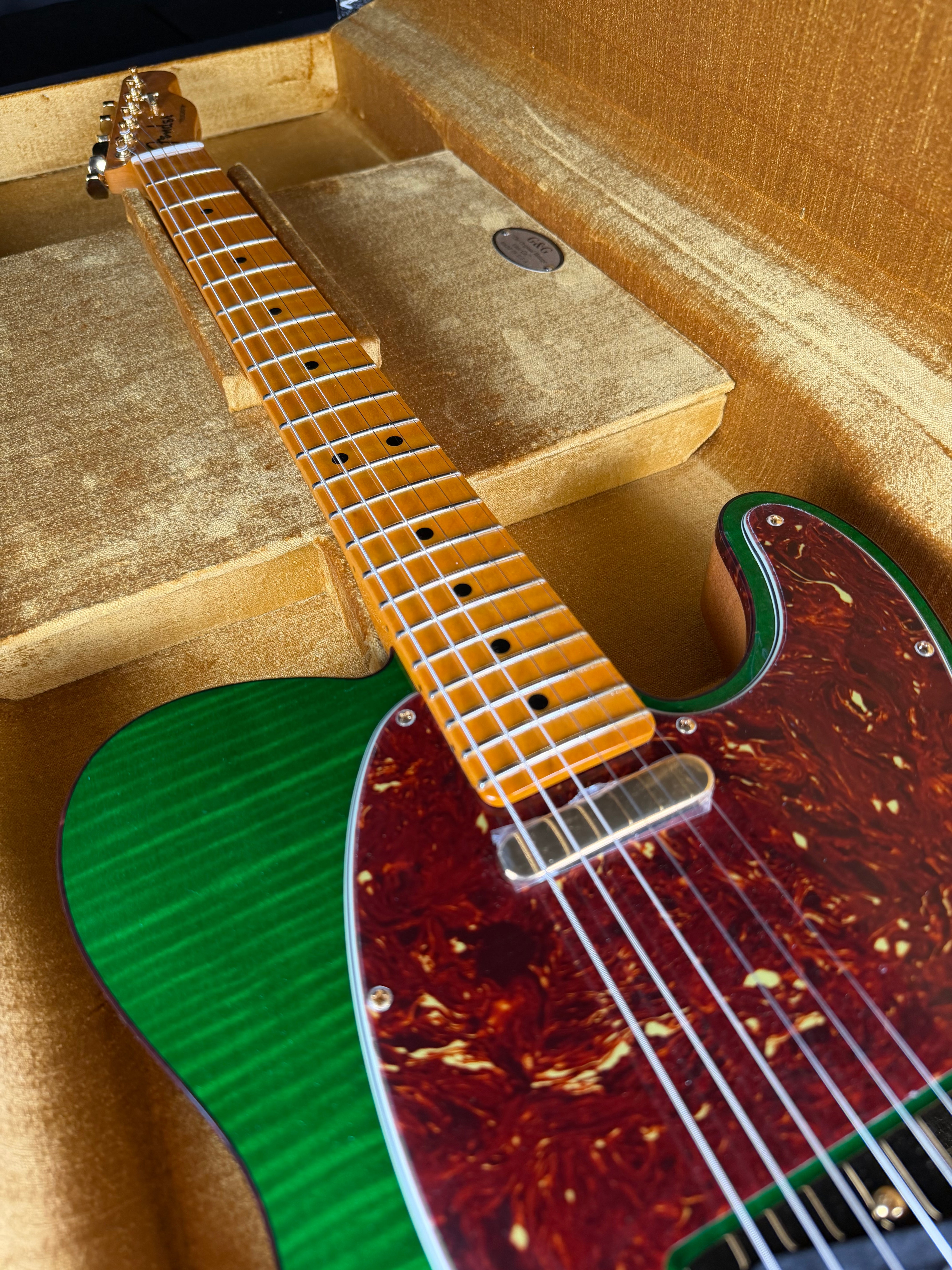 Fender Custom Shop Custom Deluxe Flame Telecaster - Emerald Green Transparent - Metronome Music Inc.