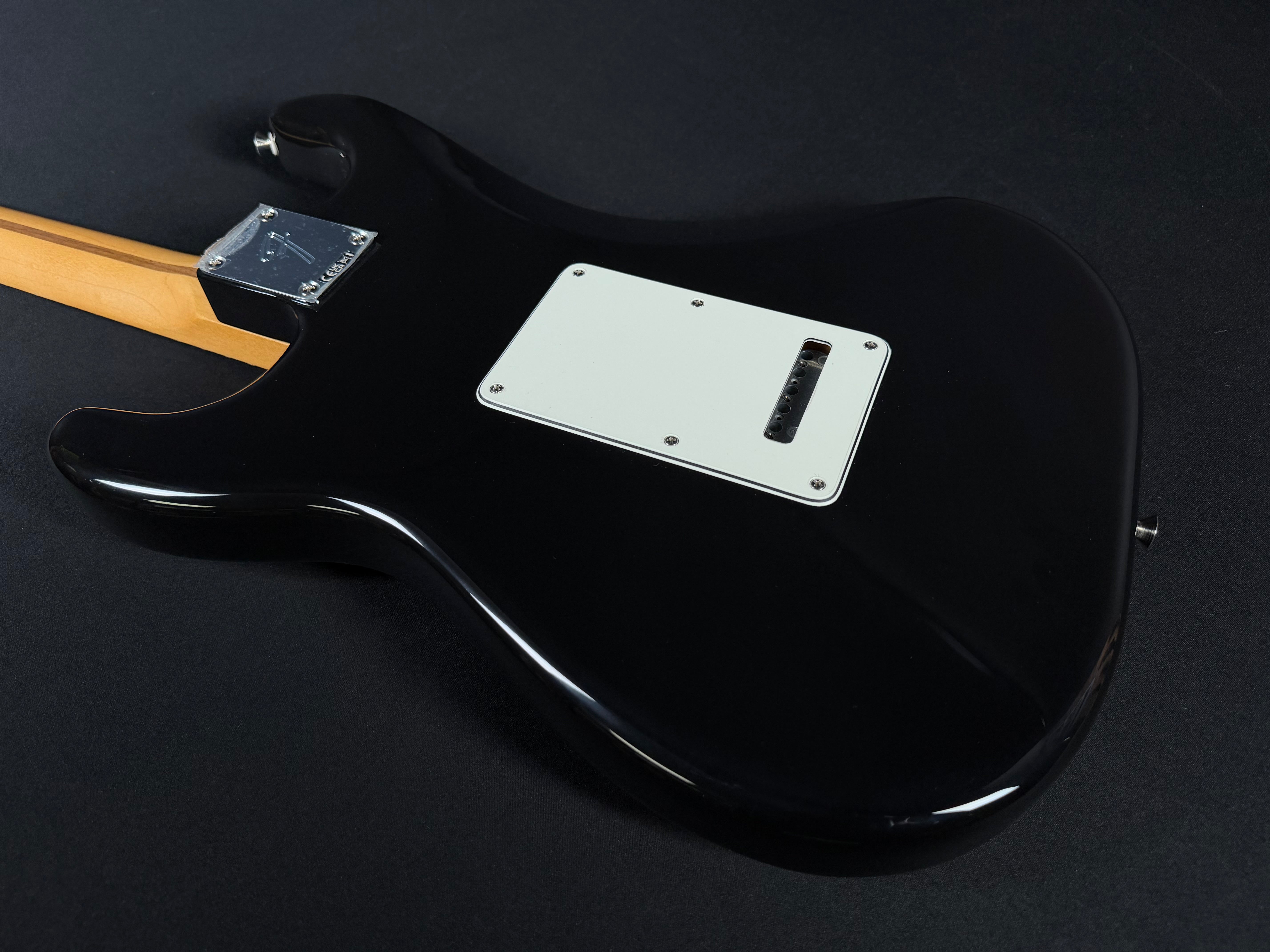 Fender Player II Stratocaster HSS, Maple - Black