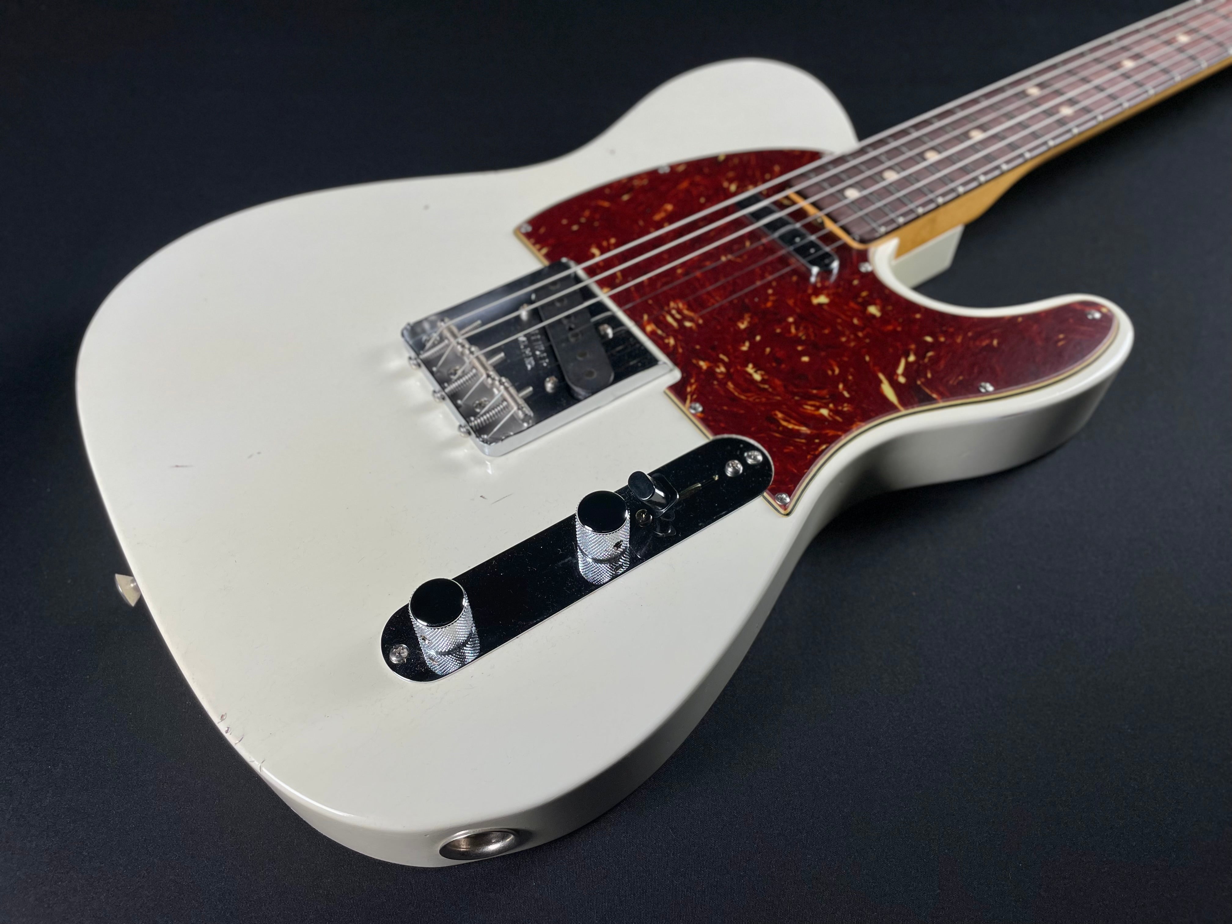 Fender Custom Shop 1963 Telecaster Journeyman - Aged Olympic White (2025) - Metronome Music Inc.