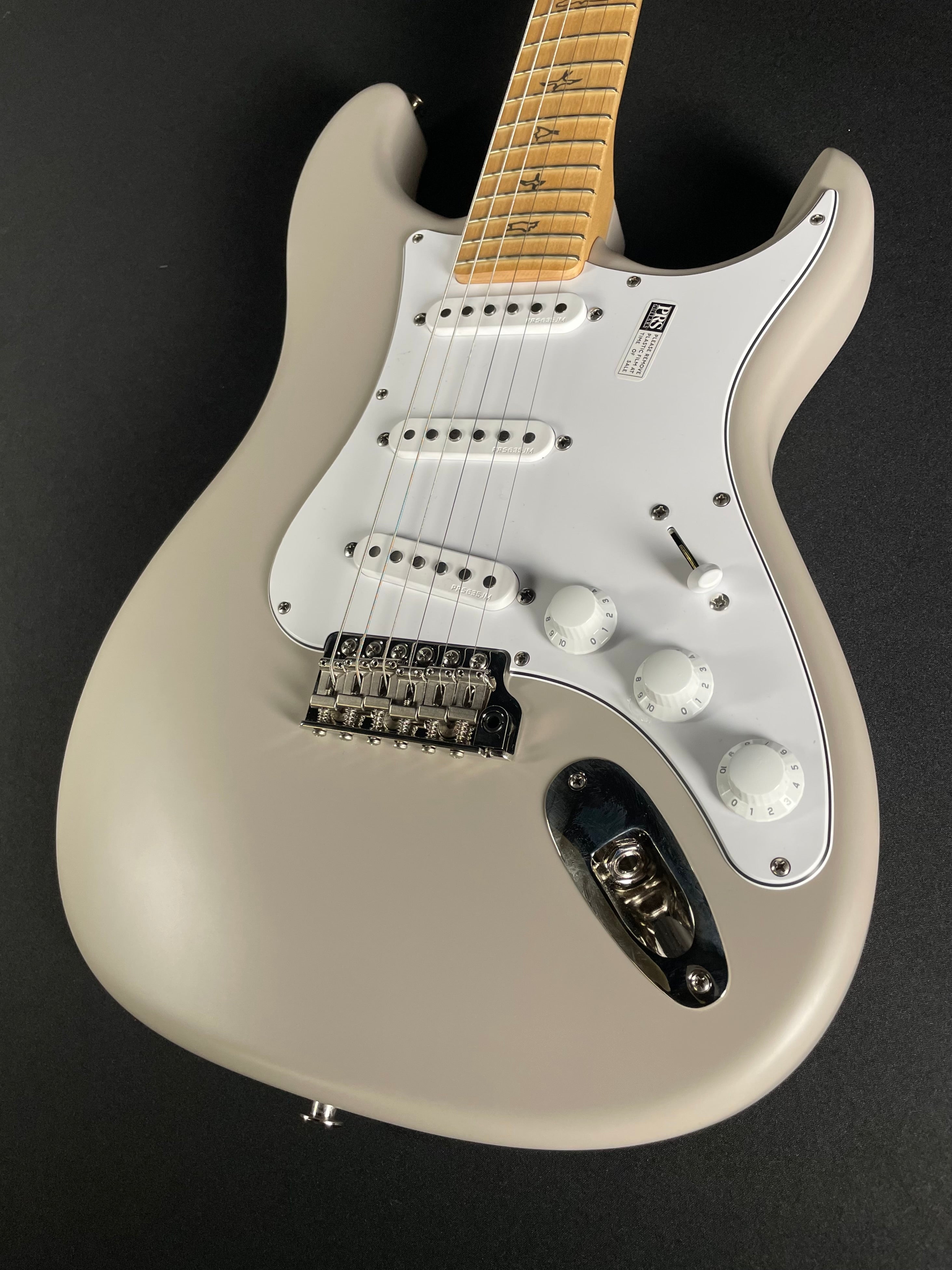 PRS Silver Sky Maple w/Gig Bag - Moc Sand - Metronome Music Inc.