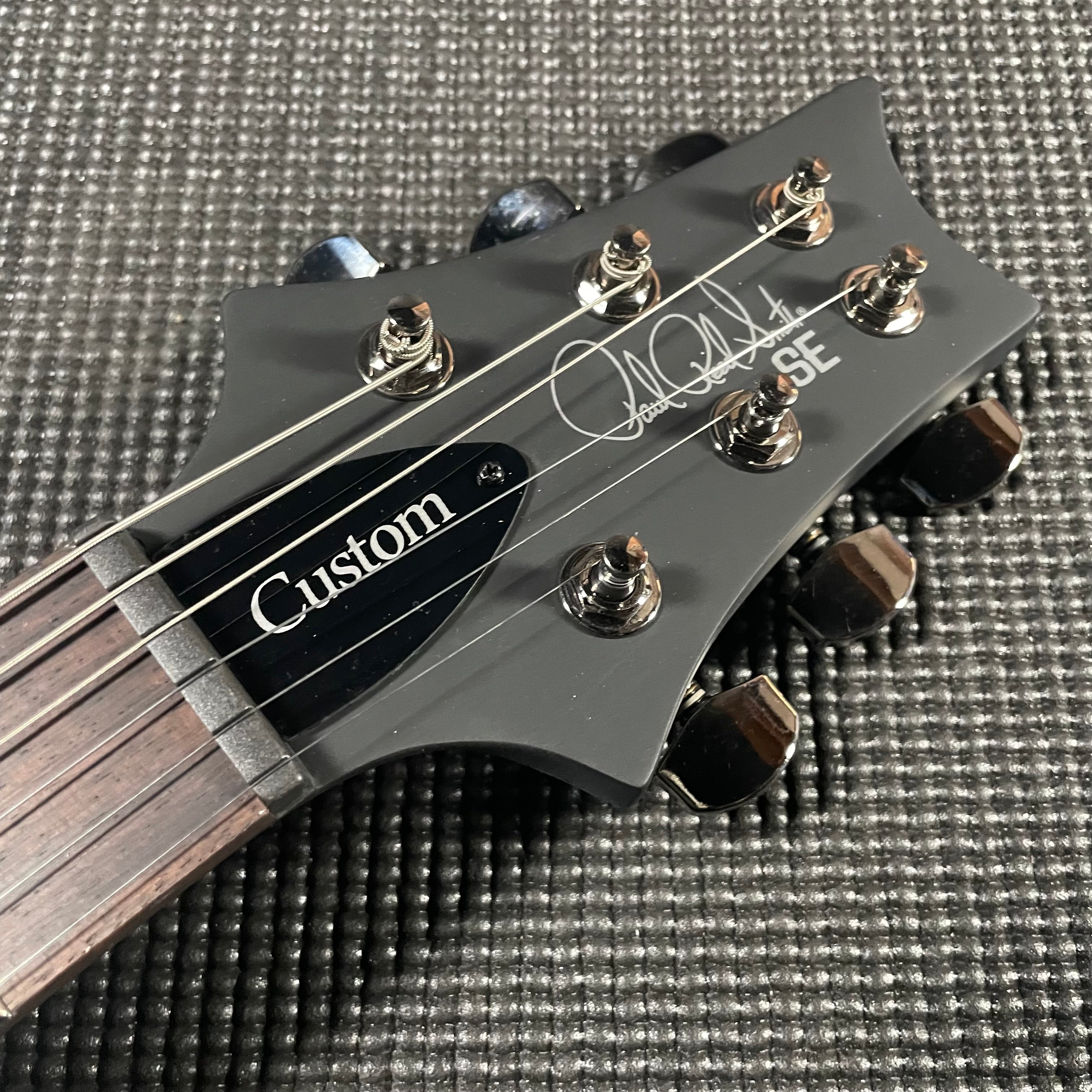 PRS SE 