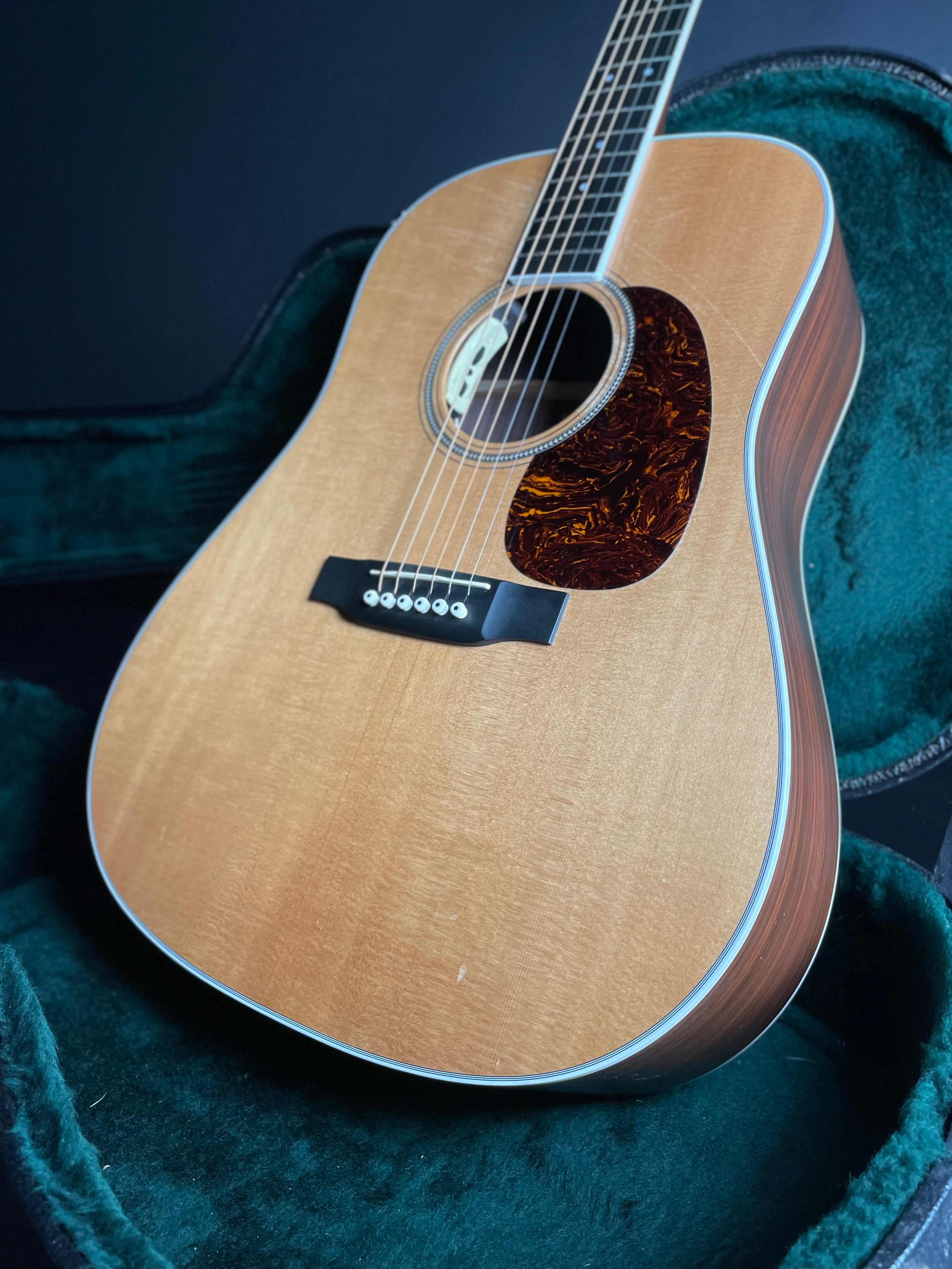Martin D-16RGT LR Baggs Anthem w/OHSC - Natural (2015) - Metronome Music Inc.