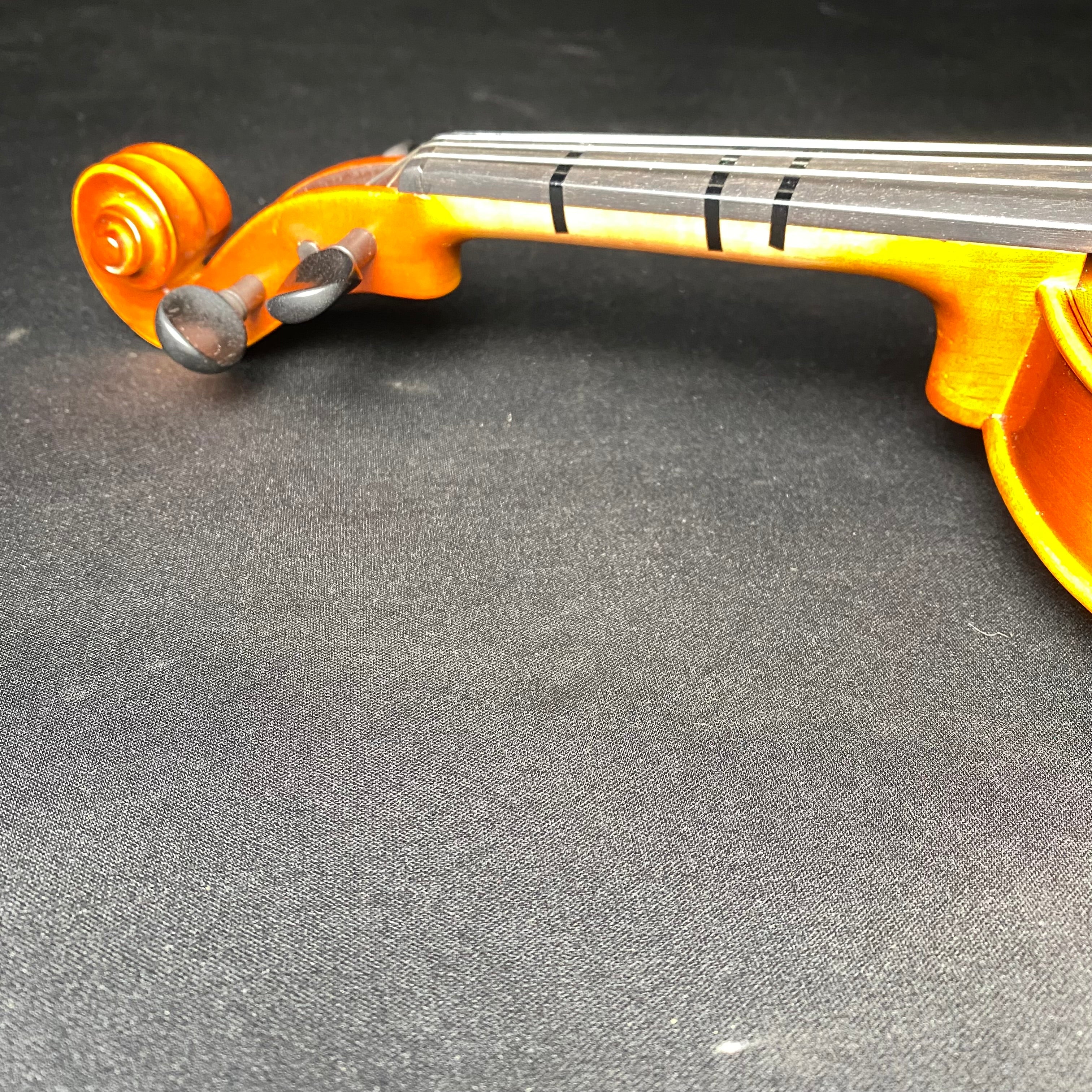 Howard Core A15 Academy Violin 1/2 Outfit (USED) - Metronome Music Inc.
