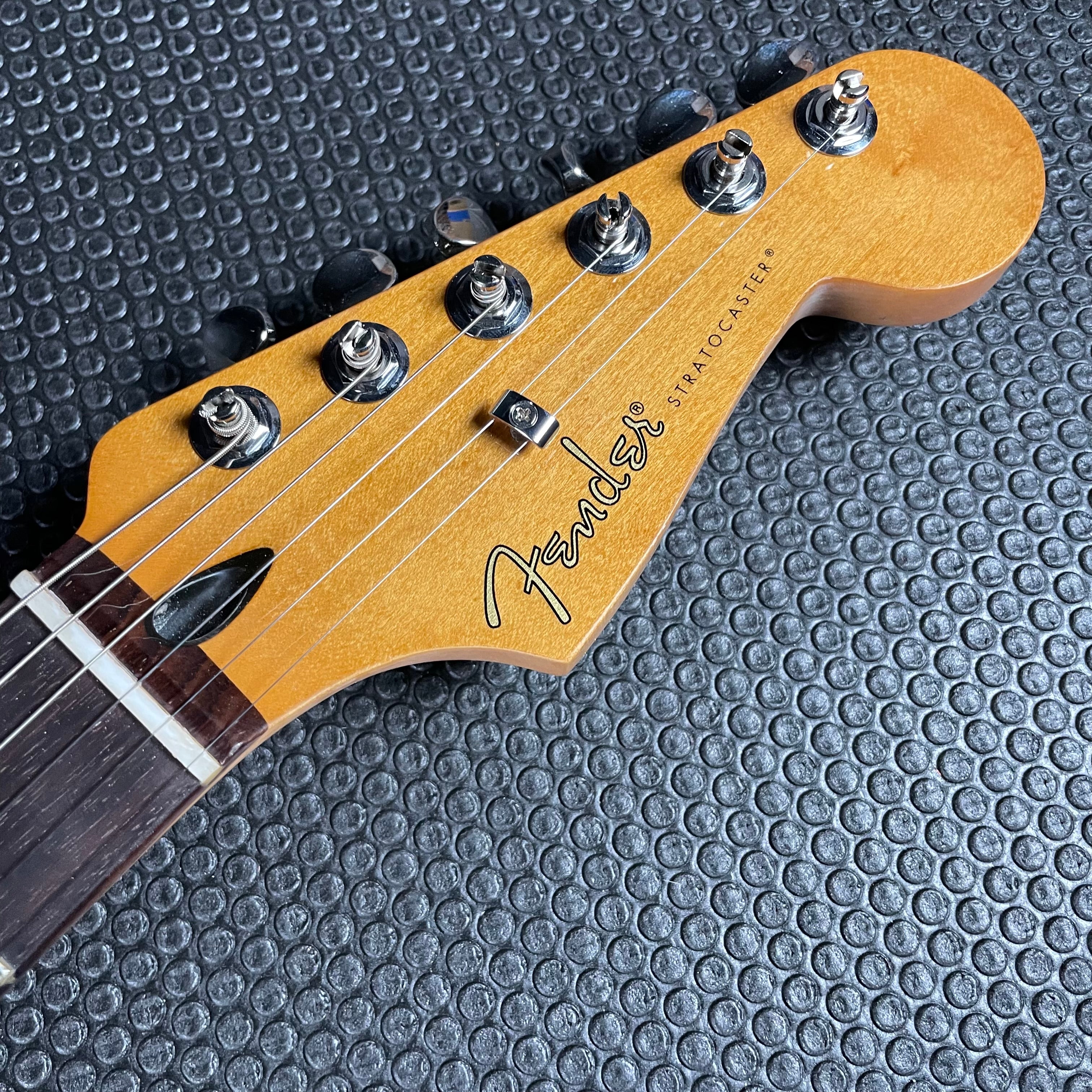 Fender 70th Anniversary Player Stratocaster, Rosewood- Nebula Noir (7lbs 6oz) - Metronome Music Inc.