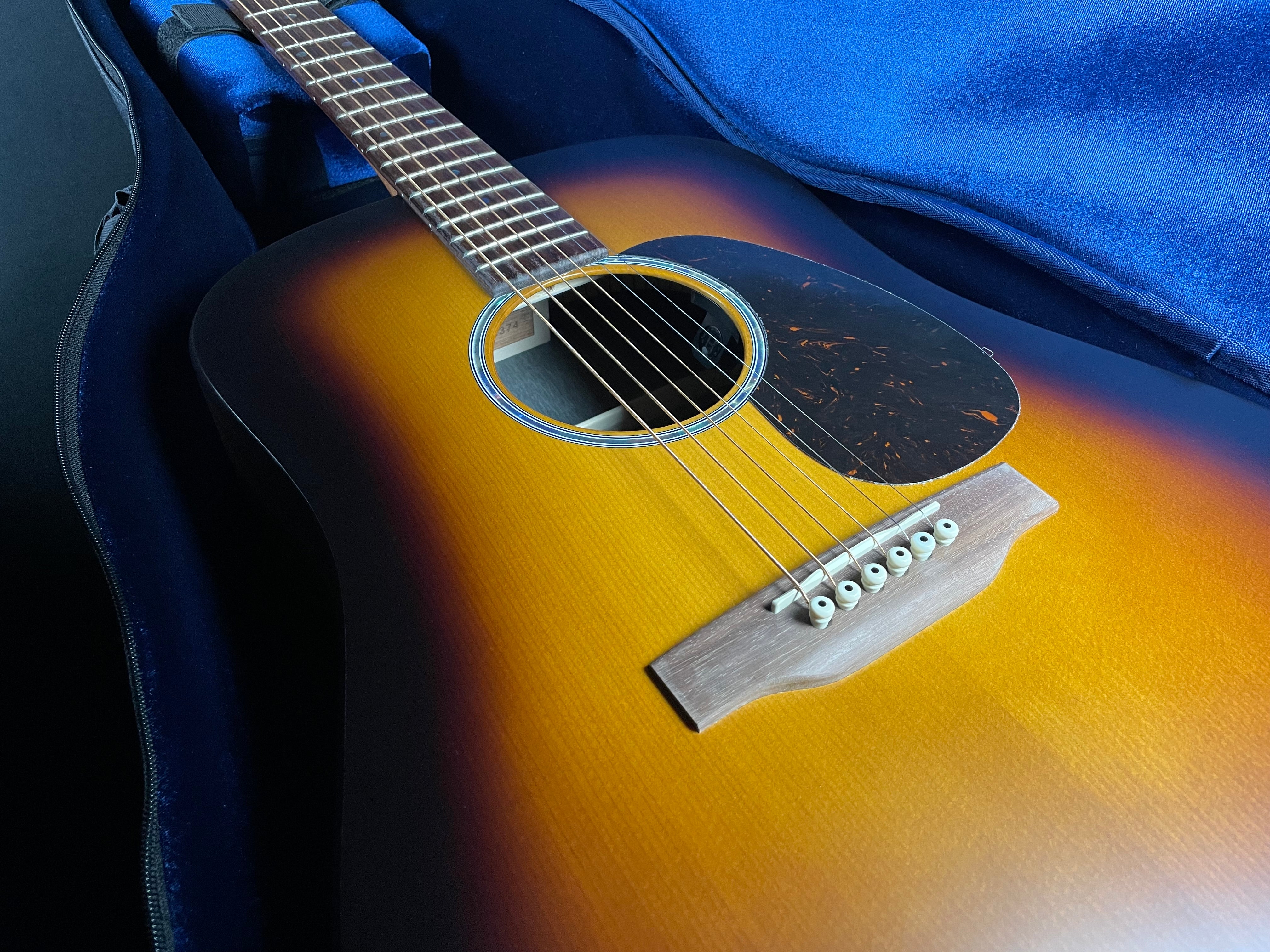 Martin D-X2E Ziricote w/Soft Case - Burst (2025)