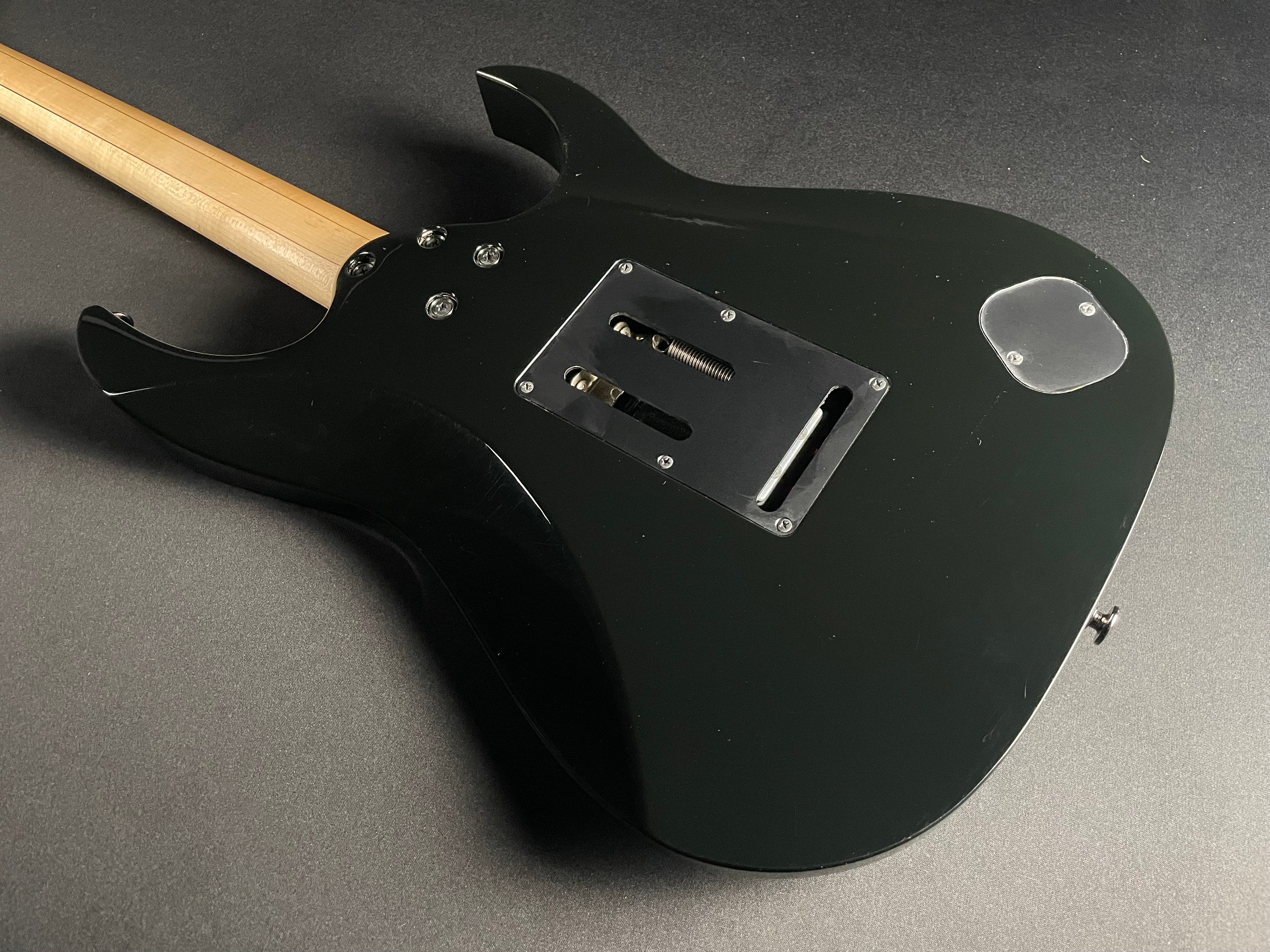 Ibanez Prestige RG1550ML, w/OHSC - Black MIJ (2009) - Metronome Music Inc.