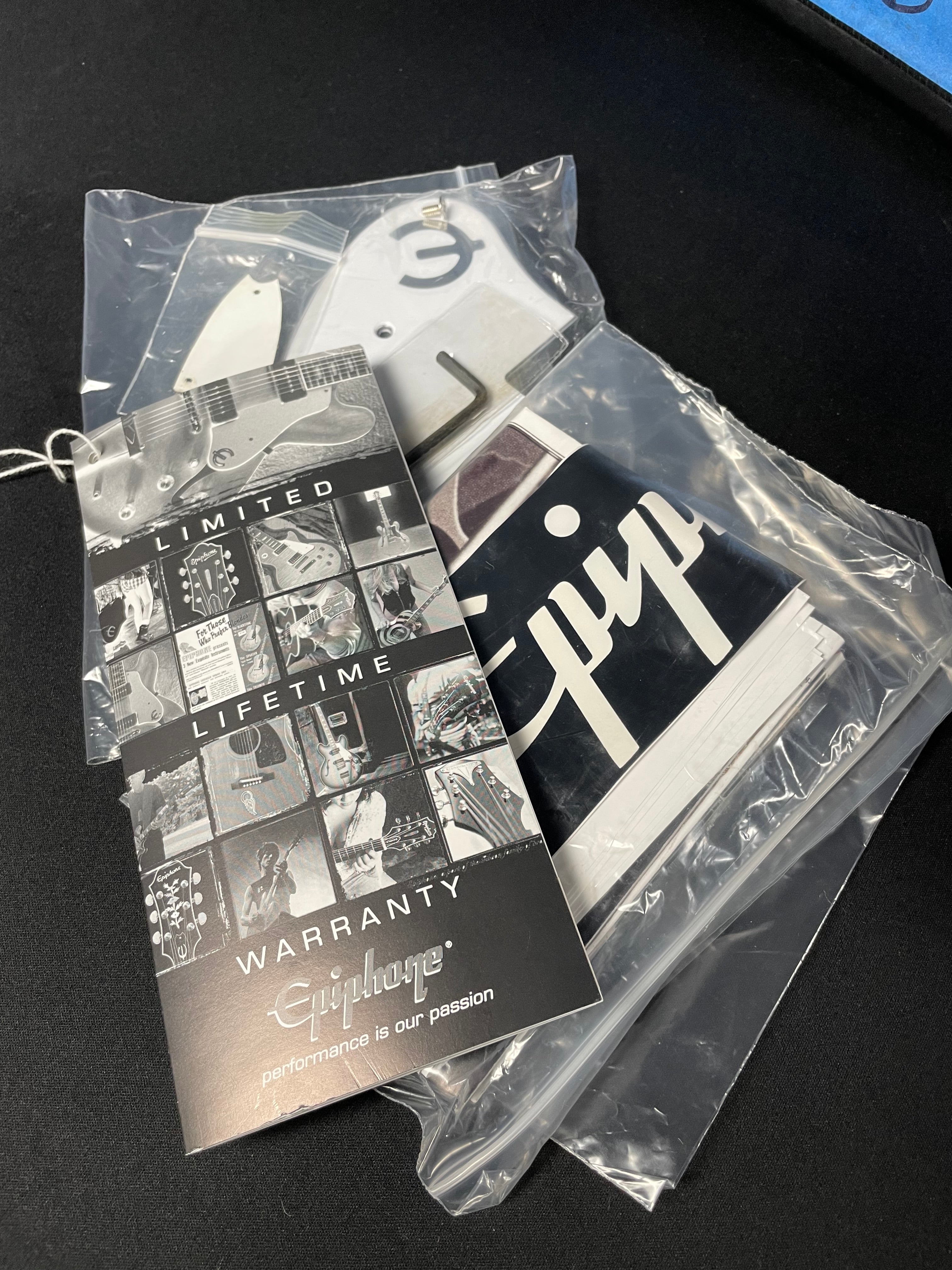 Epiphone Inspired by John Lennon Casino E230TD w/OHSC - Natural (2012) - Metronome Music Inc.