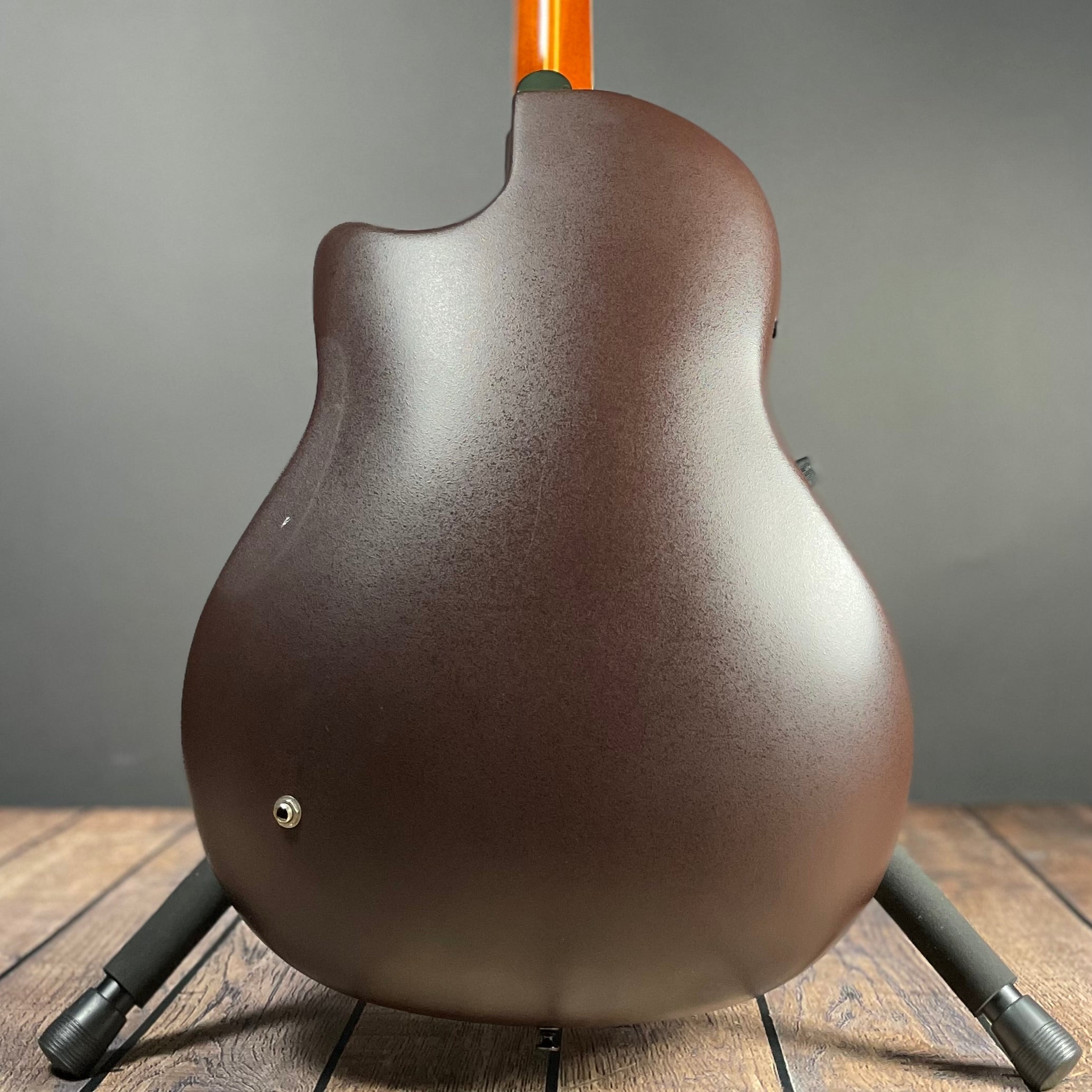 Ovation 1767 Legend - Natural (1980s) - Metronome Music Inc.