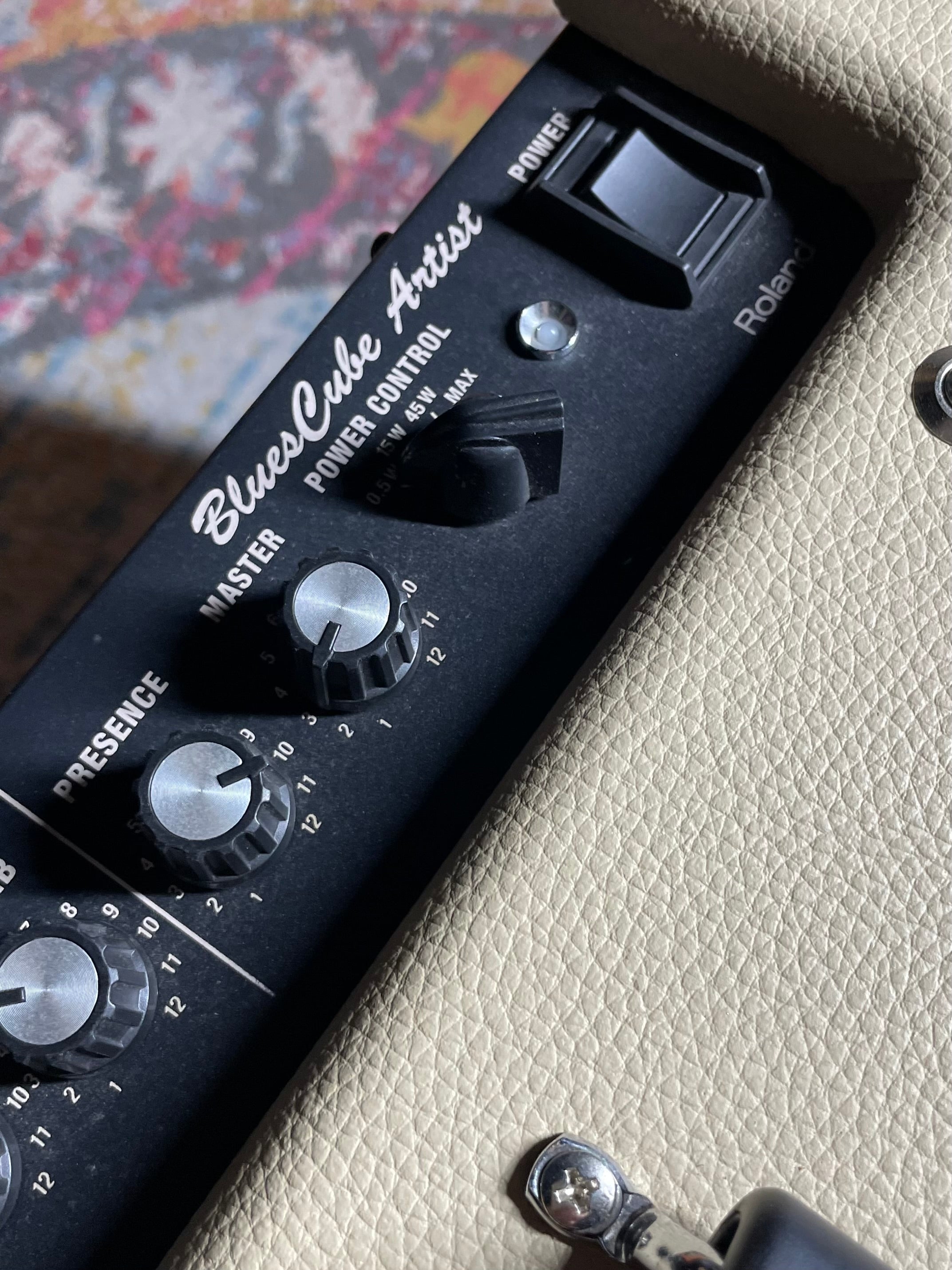 Roland Blues Cube Artist 212 85-Watt 2x12" Guitar Combo (2018) - Metronome Music Inc.