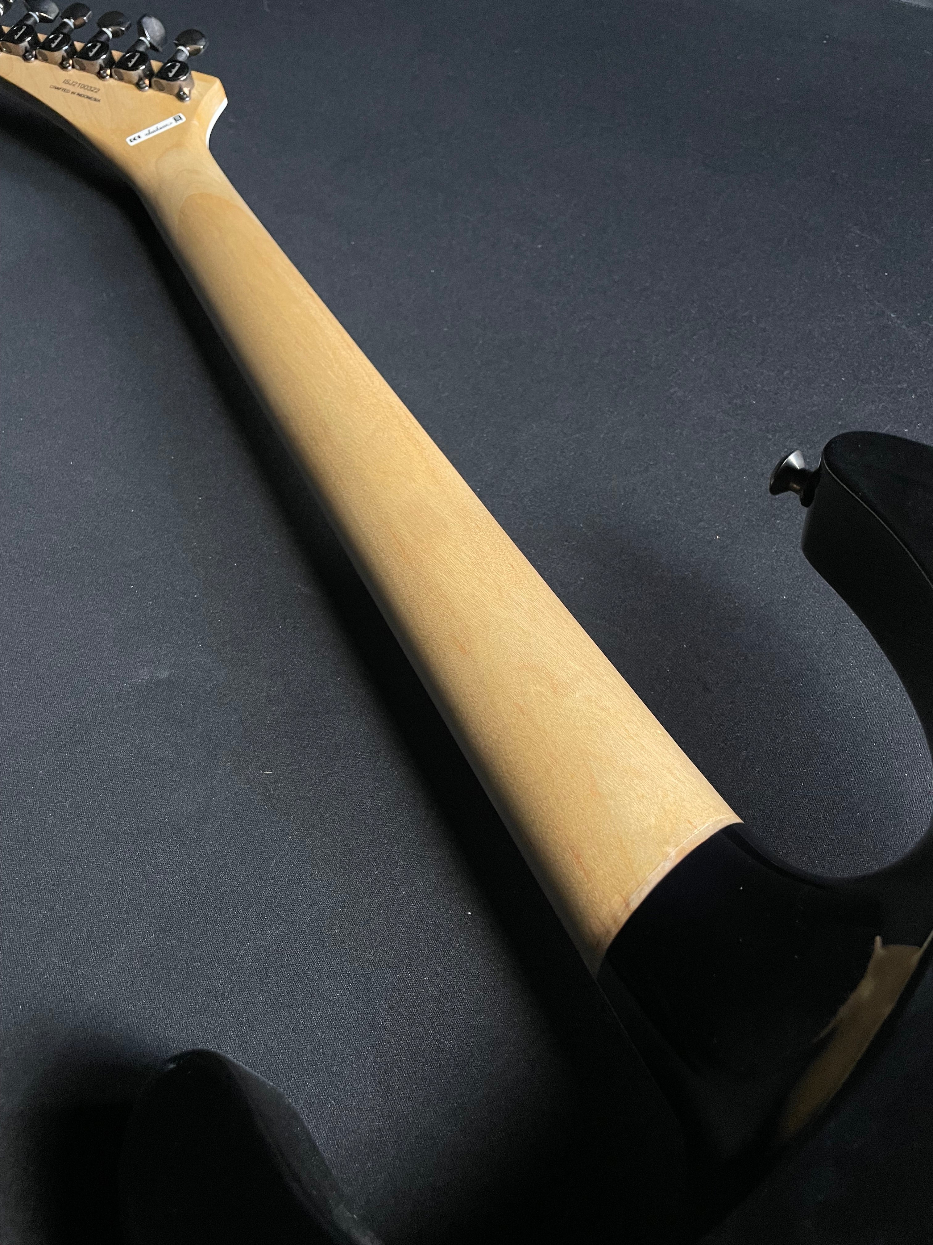 Jackson Pro Series Soloist SL2P MAH Ebony - Transparent Black Burst (2021) - Metronome Music Inc.