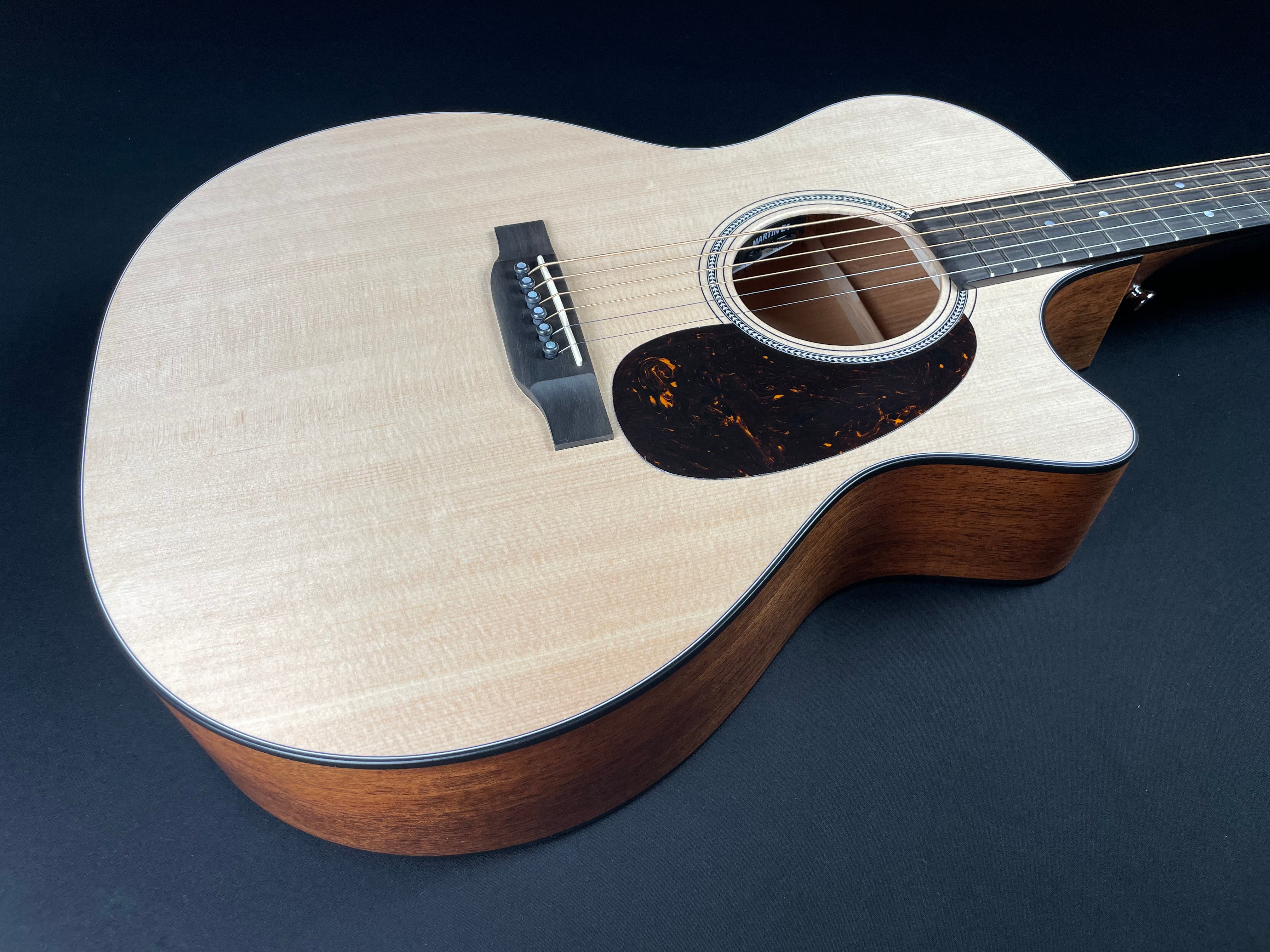 Martin GPC-16E Mahogany w/Hardshell Case - Natural (2025)