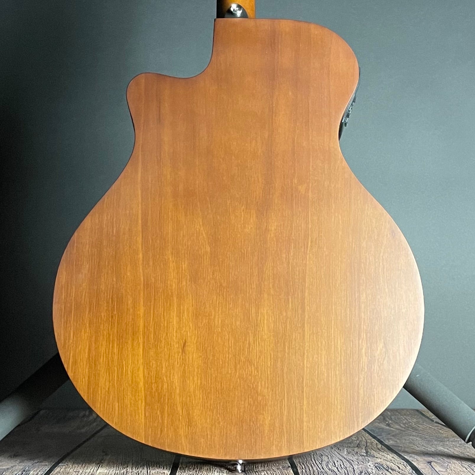 Yamaha APX600M Thinline Acoustic- Smoky Black - Metronome Music Inc.