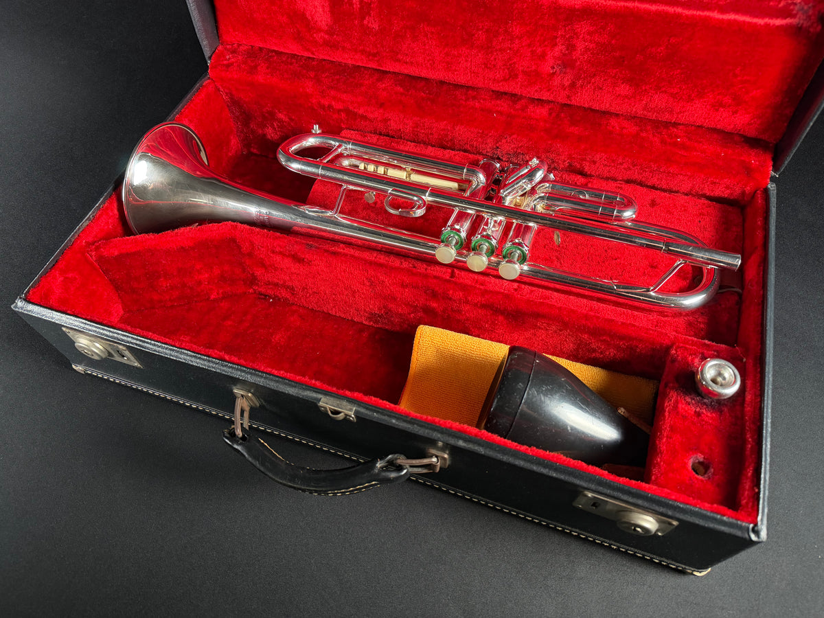 Getzen Capri 590-S Silver Bb Trumpet w/Case (1970s)