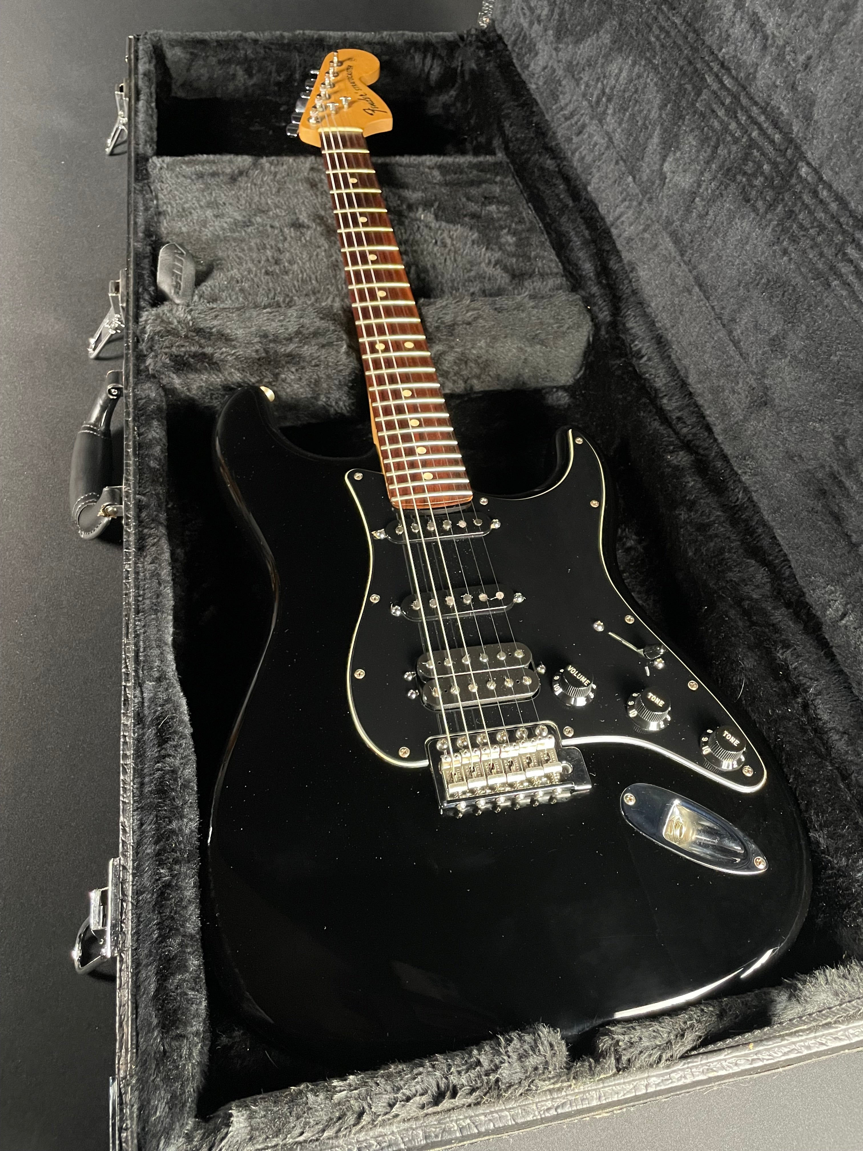Fender American Special Stratocaster HSS, Rosewood - Black (2010)