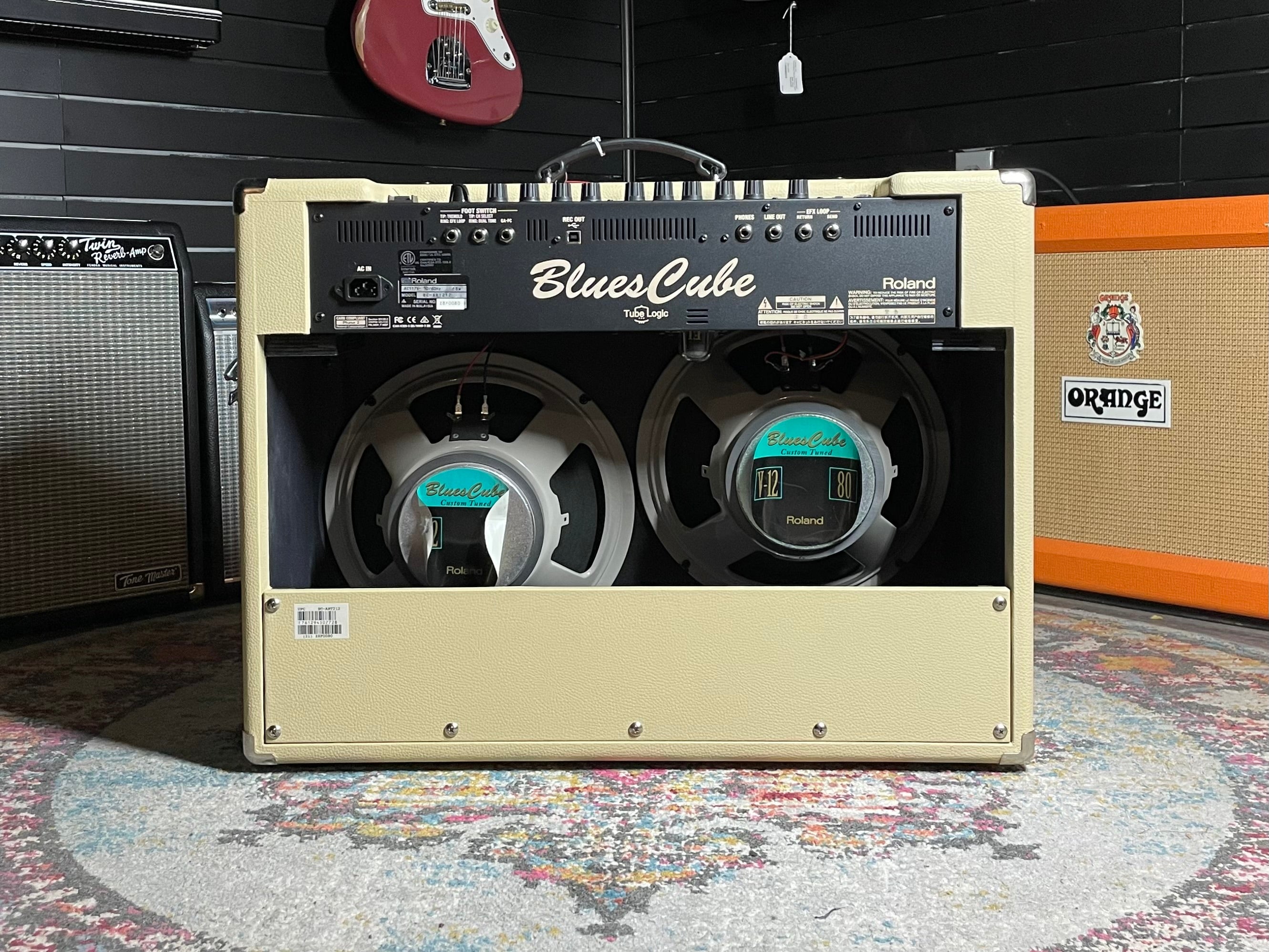 Roland Blues Cube Artist 212 85-Watt 2x12" Guitar Combo (2018) - Metronome Music Inc.