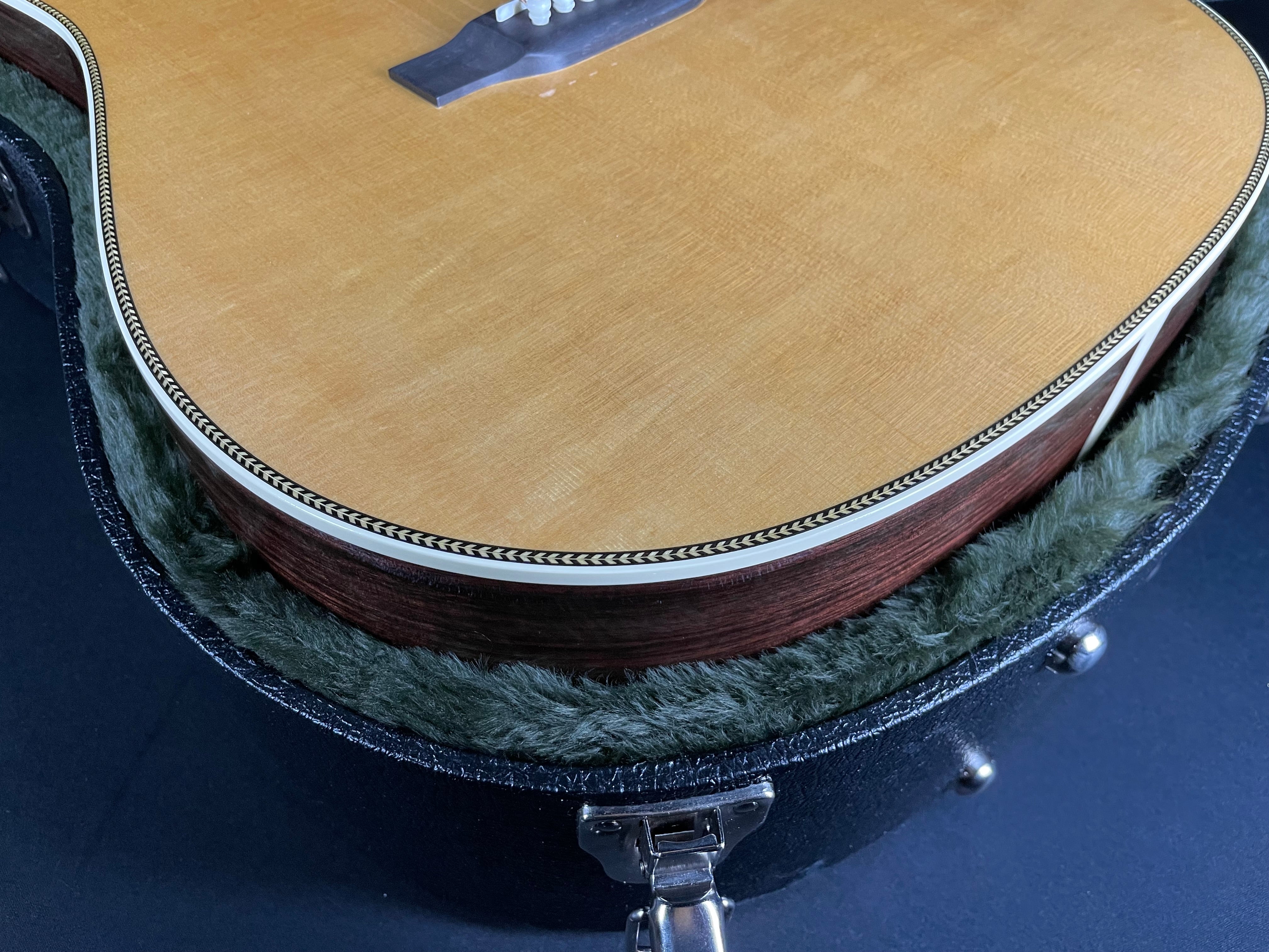 Martin D-28 Billy Strings w/Hardshell Case - Natural (2025)