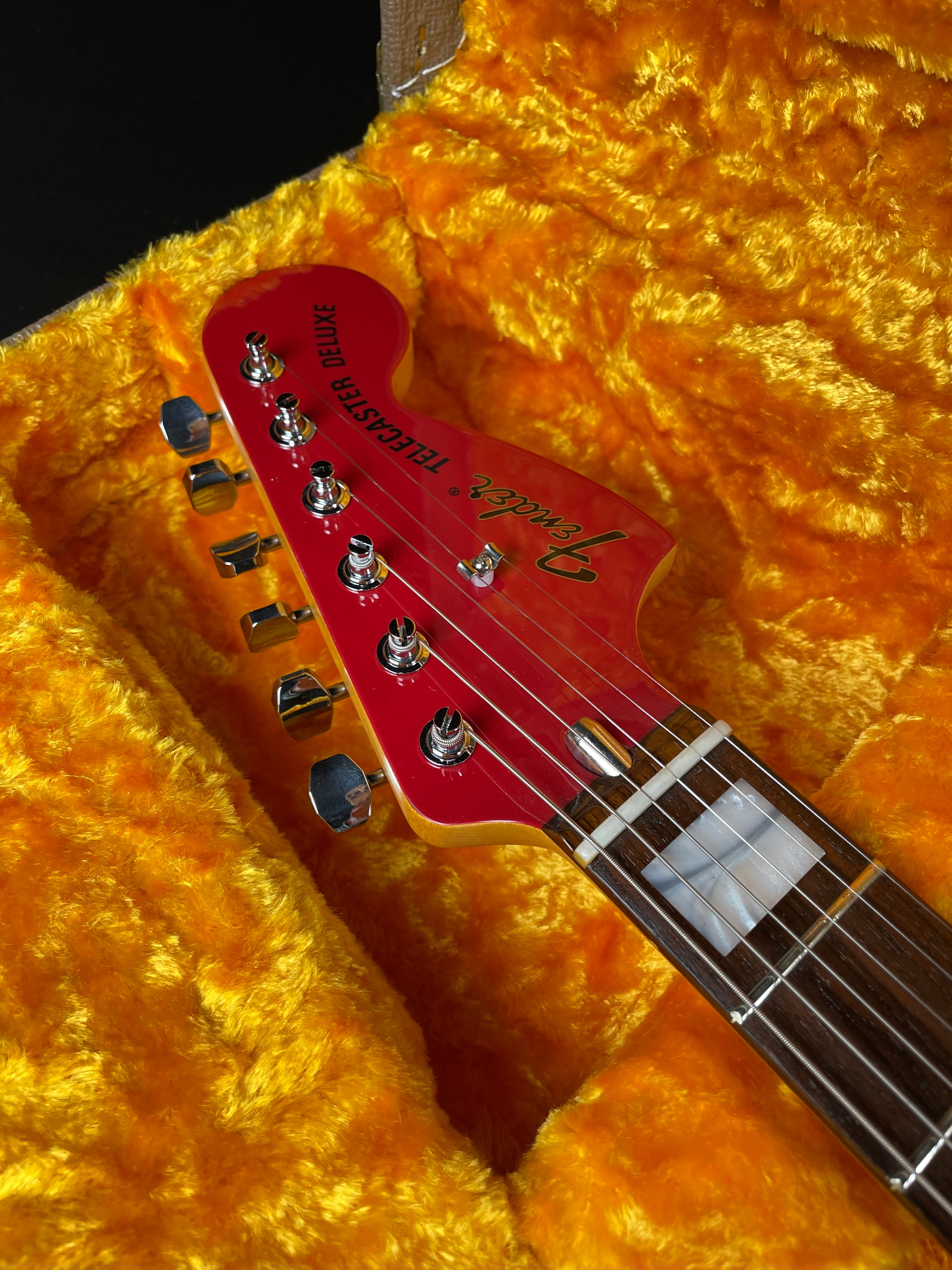 Fender Chris Shiflett Cleaver Telecaster Deluxe - Dakota Red - Metronome Music Inc.