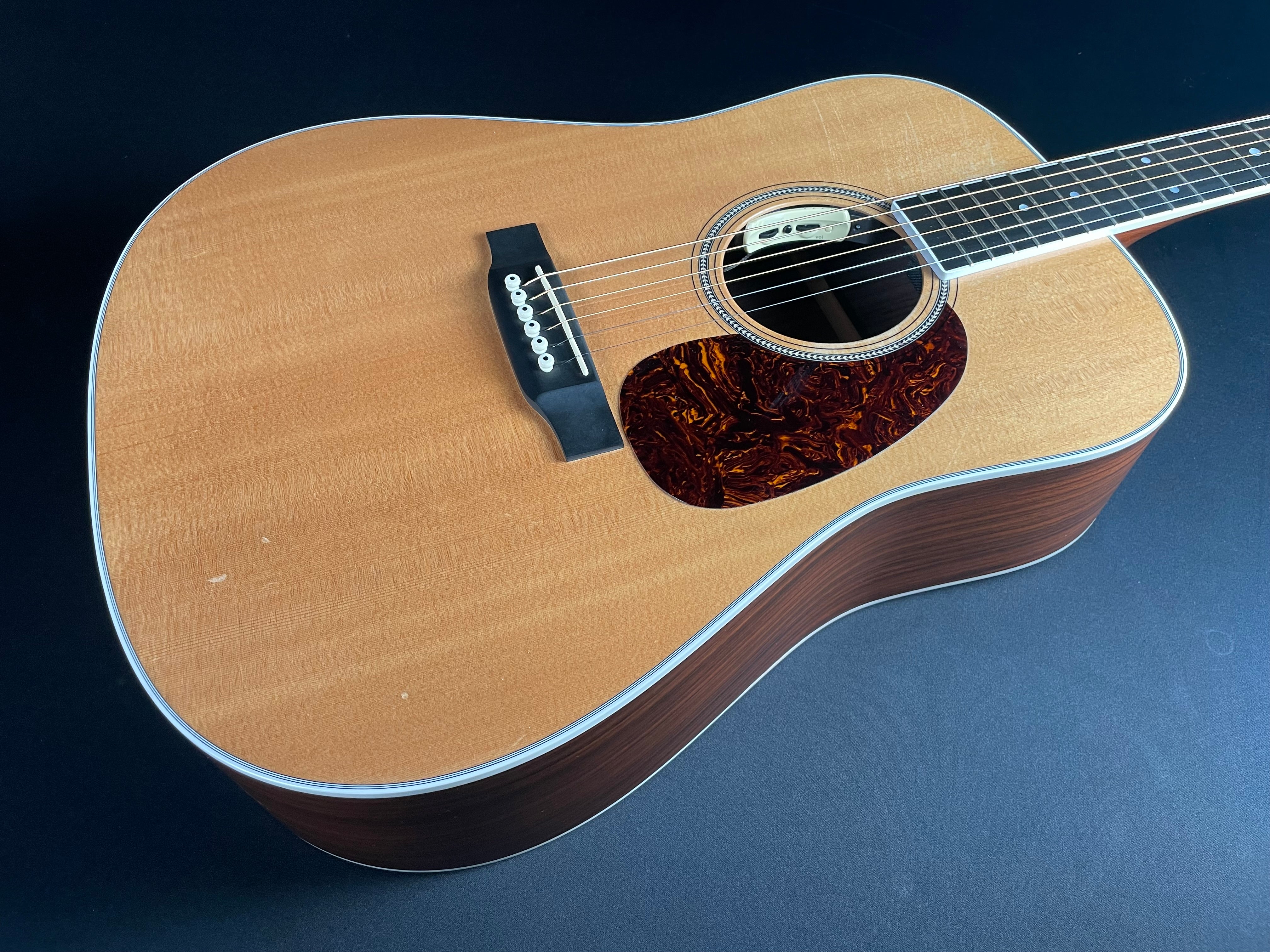 Martin D-16RGT LR Baggs Anthem w/OHSC - Natural (2015) - Metronome Music Inc.
