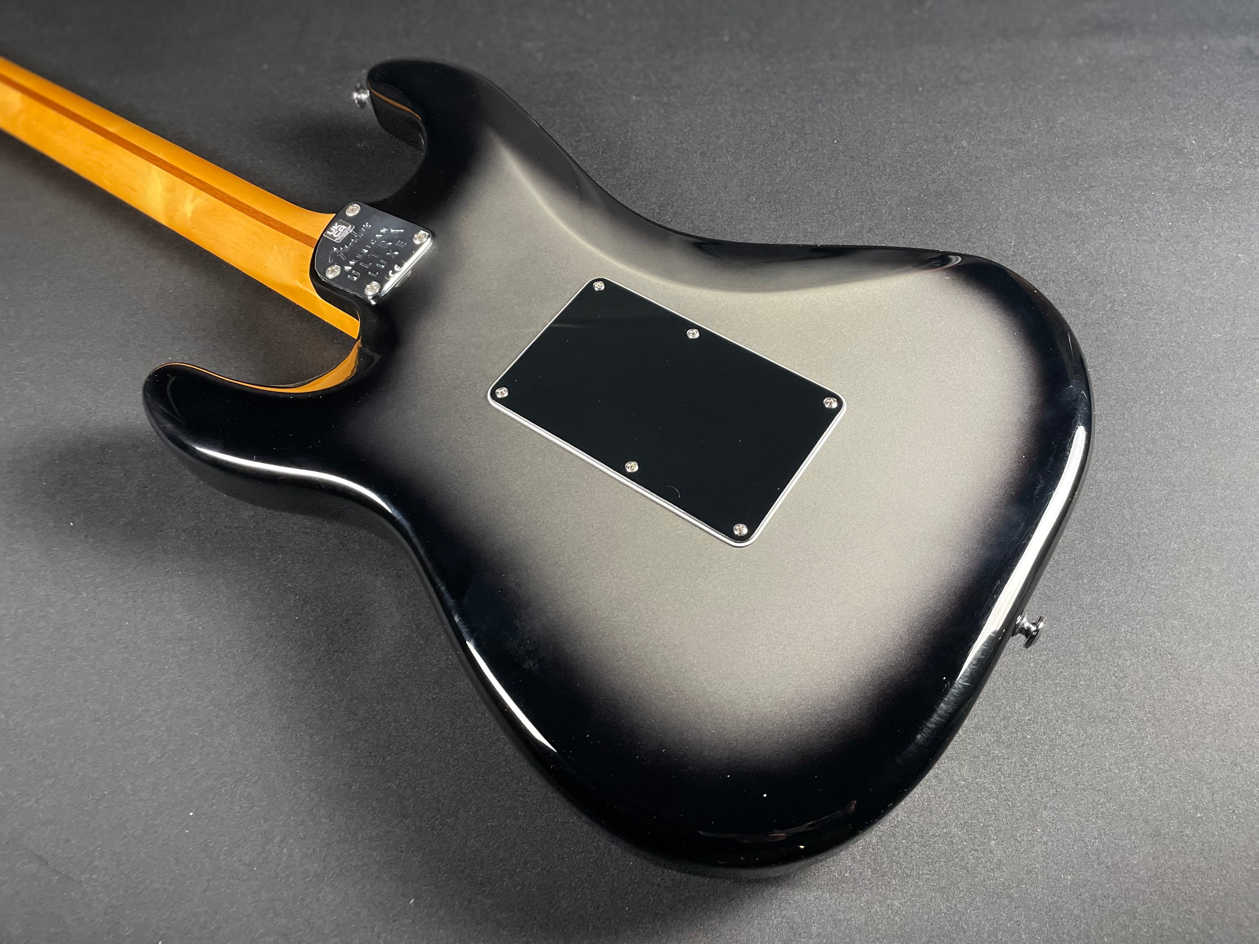 Fender Ultra Luxe Stratocaster HSS, Floyd Rose w/OHSC- Silverburst (2021)