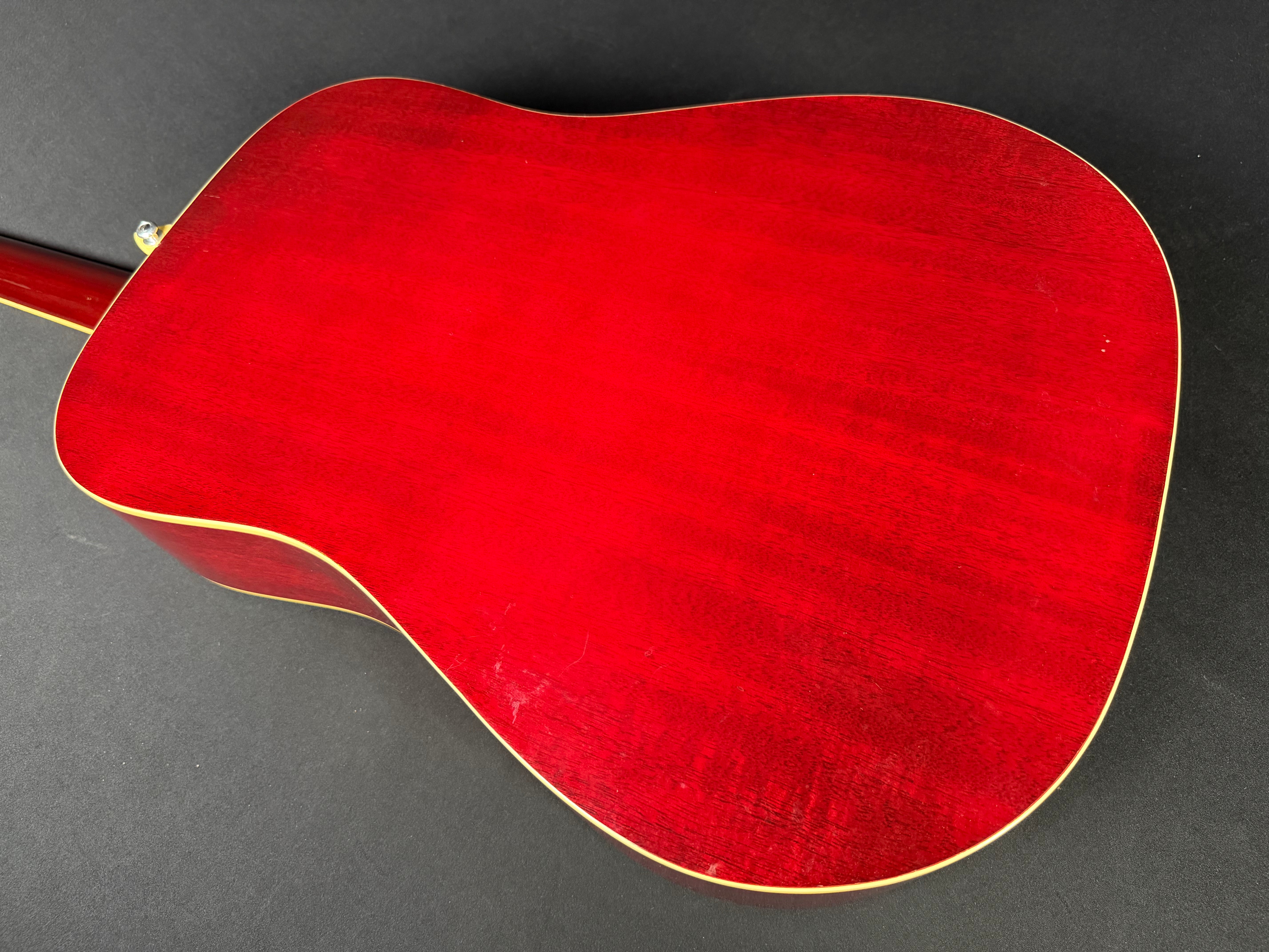 Alvarez 5024 Dove w/ Case Cherry Sunburst (1970’s)
