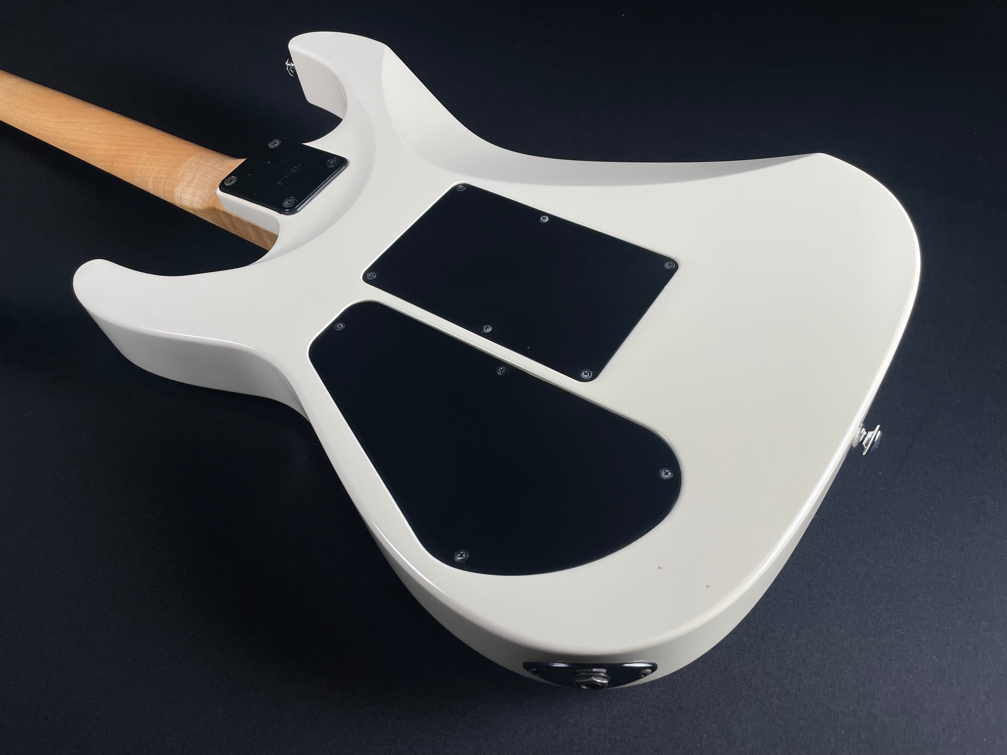 Jackson Pro Series DK2M Dinky, MIJ - Snow White (2006) - Metronome Music Inc.
