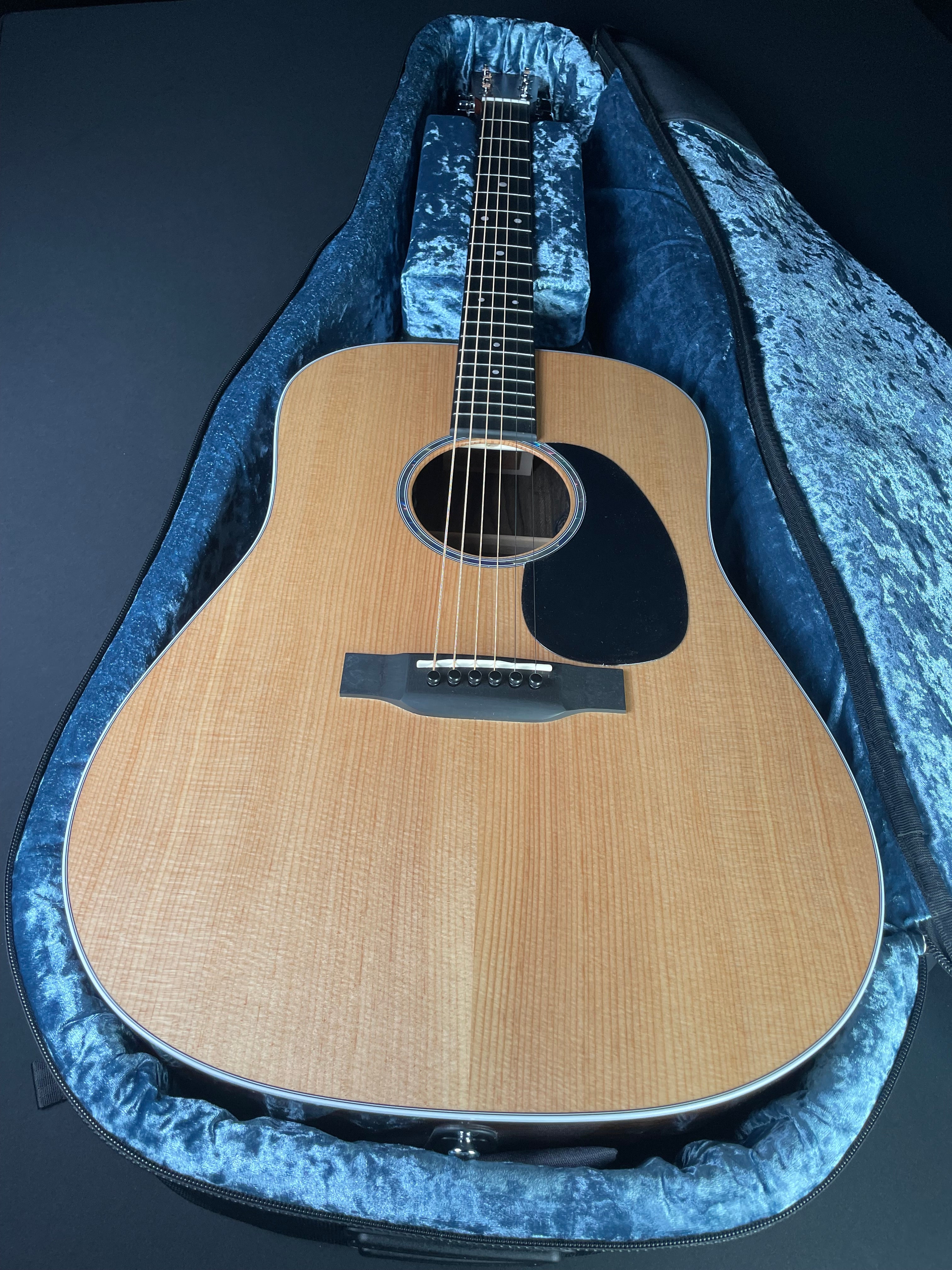 Martin D-13E Ziricote w/Soft Case - Natural