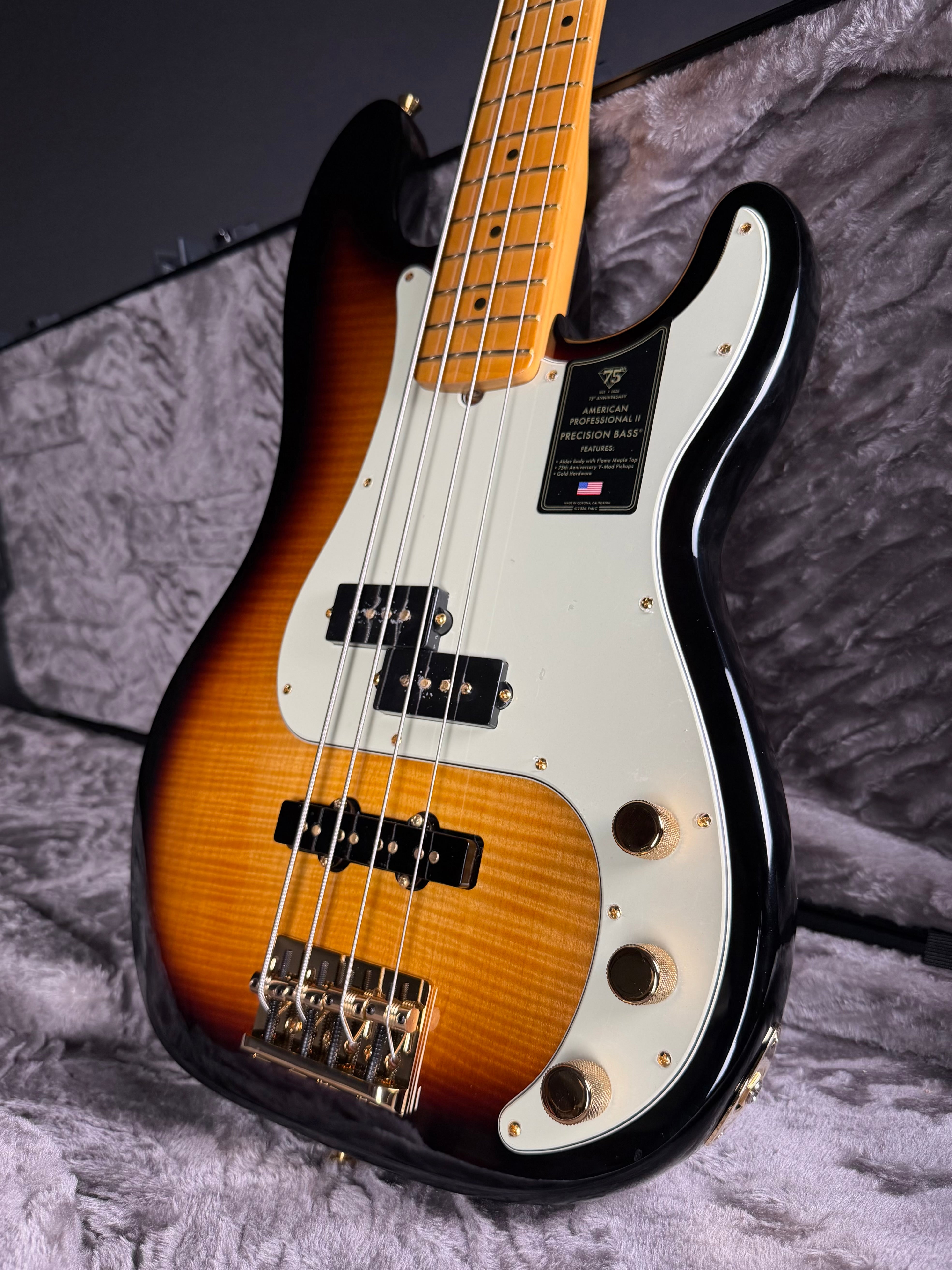Fender 75th Anniversary American Professional PJ Bass - 2-Color Sunburst (2026) - Metronome Music Inc.
