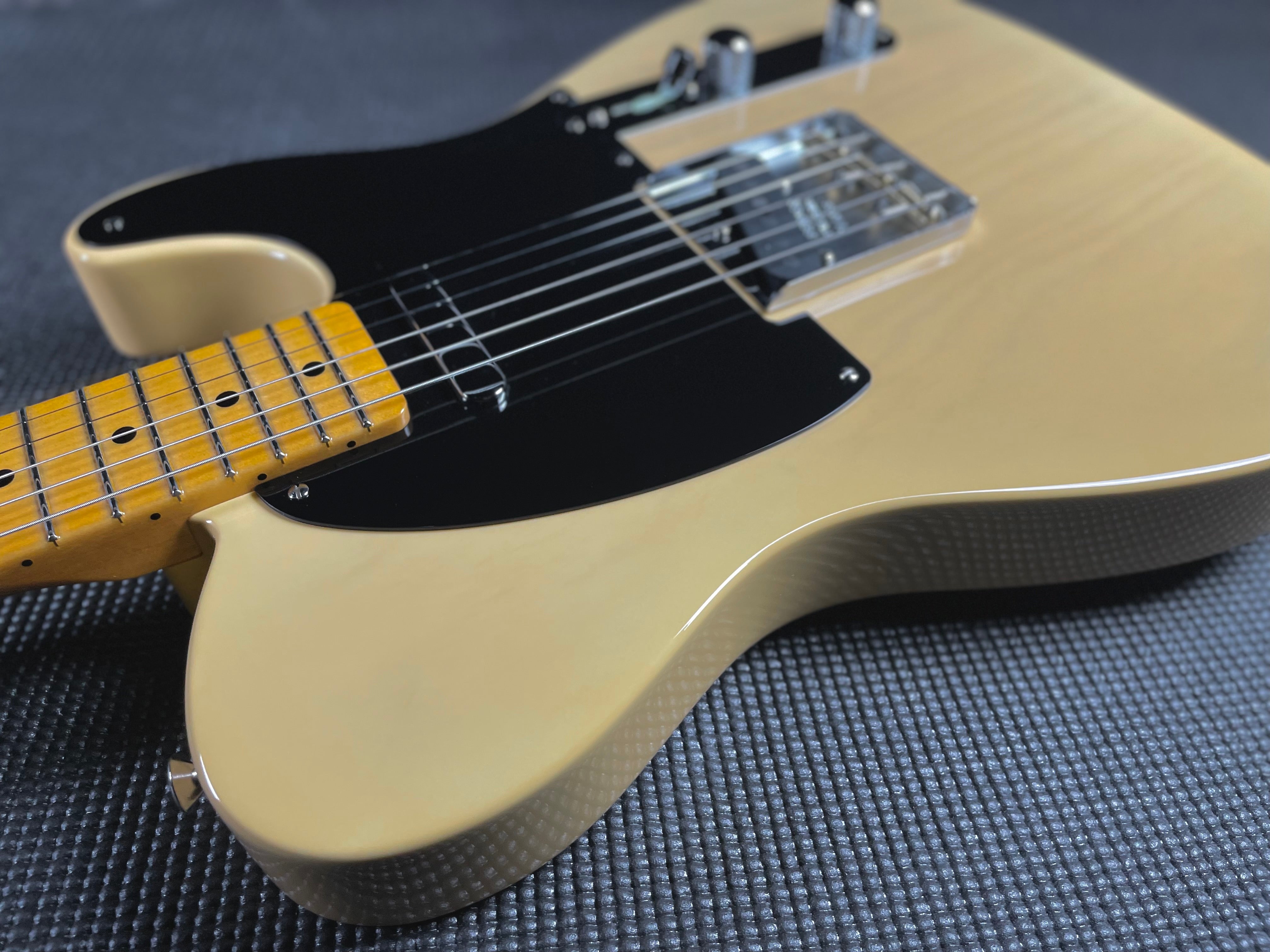 Fender Custom Shop '51 Nocaster, NOS - Aged Nocaster Blonde (2025) - Metronome Music Inc.