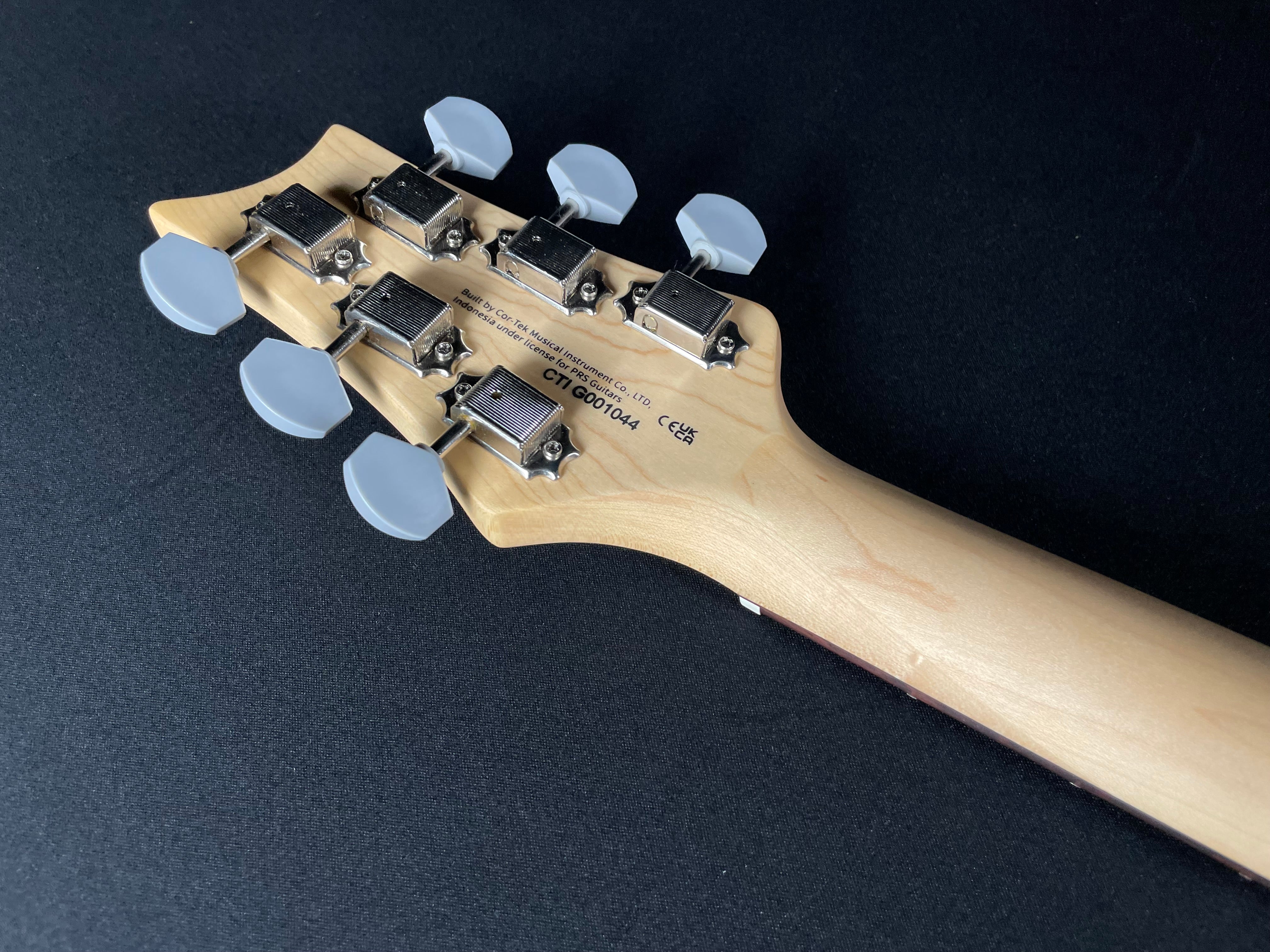 PRS SE Silver Sky Rosewood w/Gig Bag - Moon White - Metronome Music Inc.