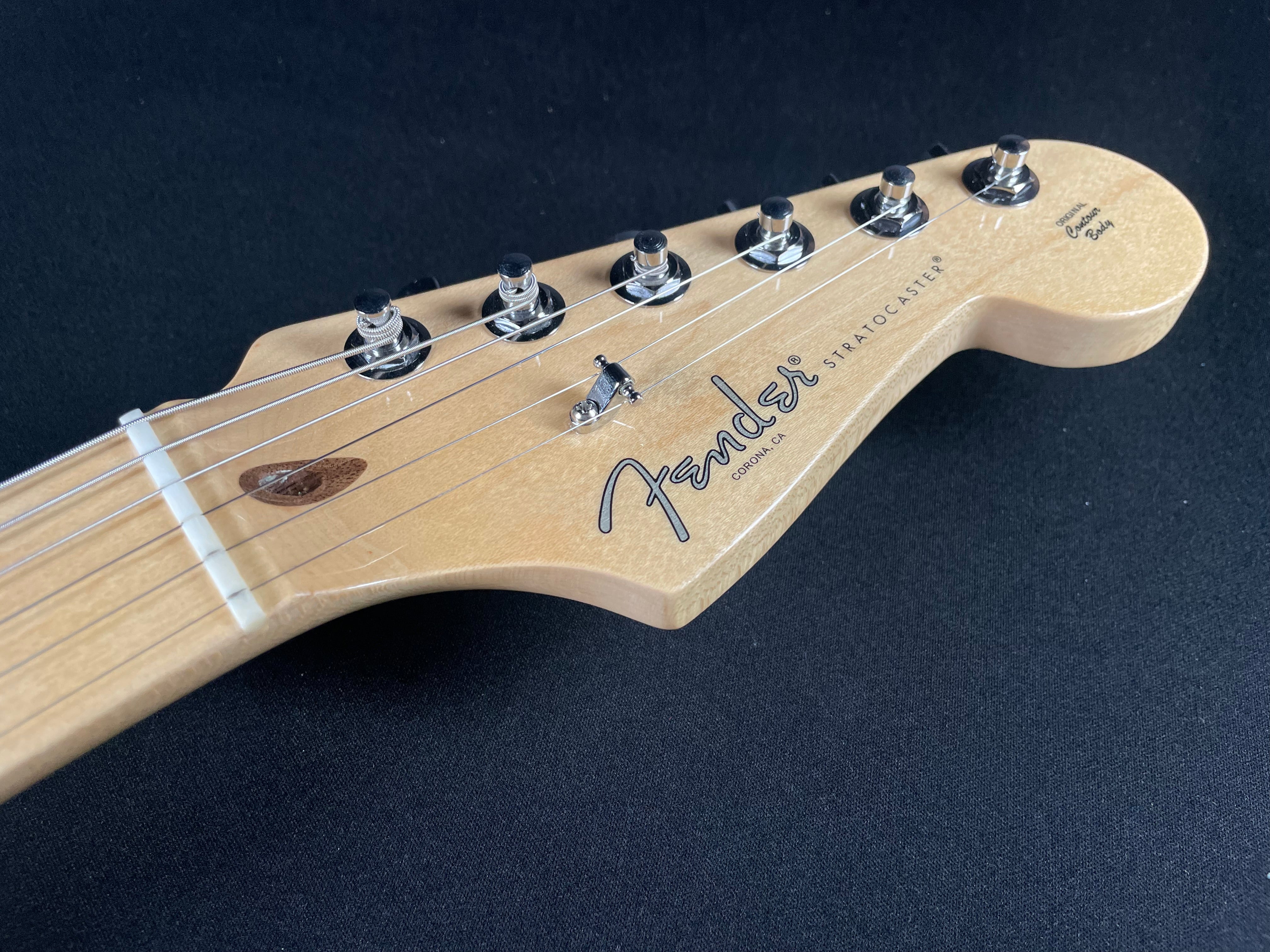 Fender American Pro Stratocaster, Ash w/OHSC - Sienna Sunburst (2016)
