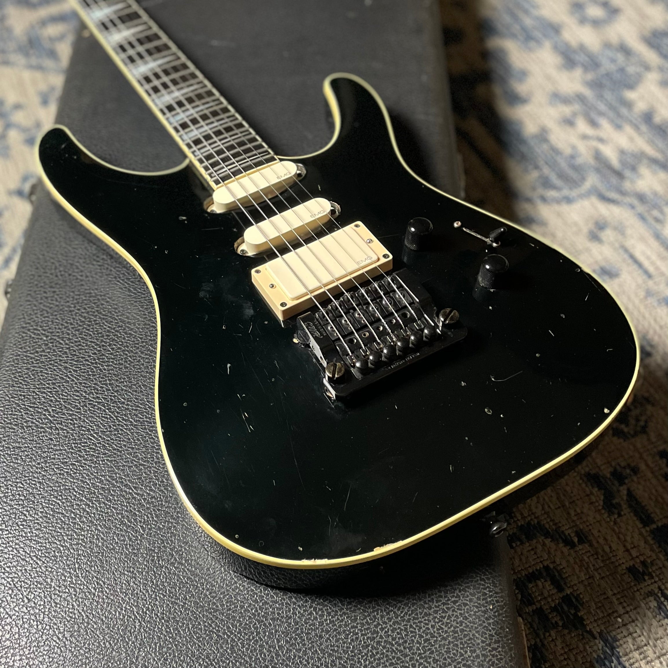 Robin Medley Custom w/OHSC- Black (1985-87) - Metronome Music Inc.