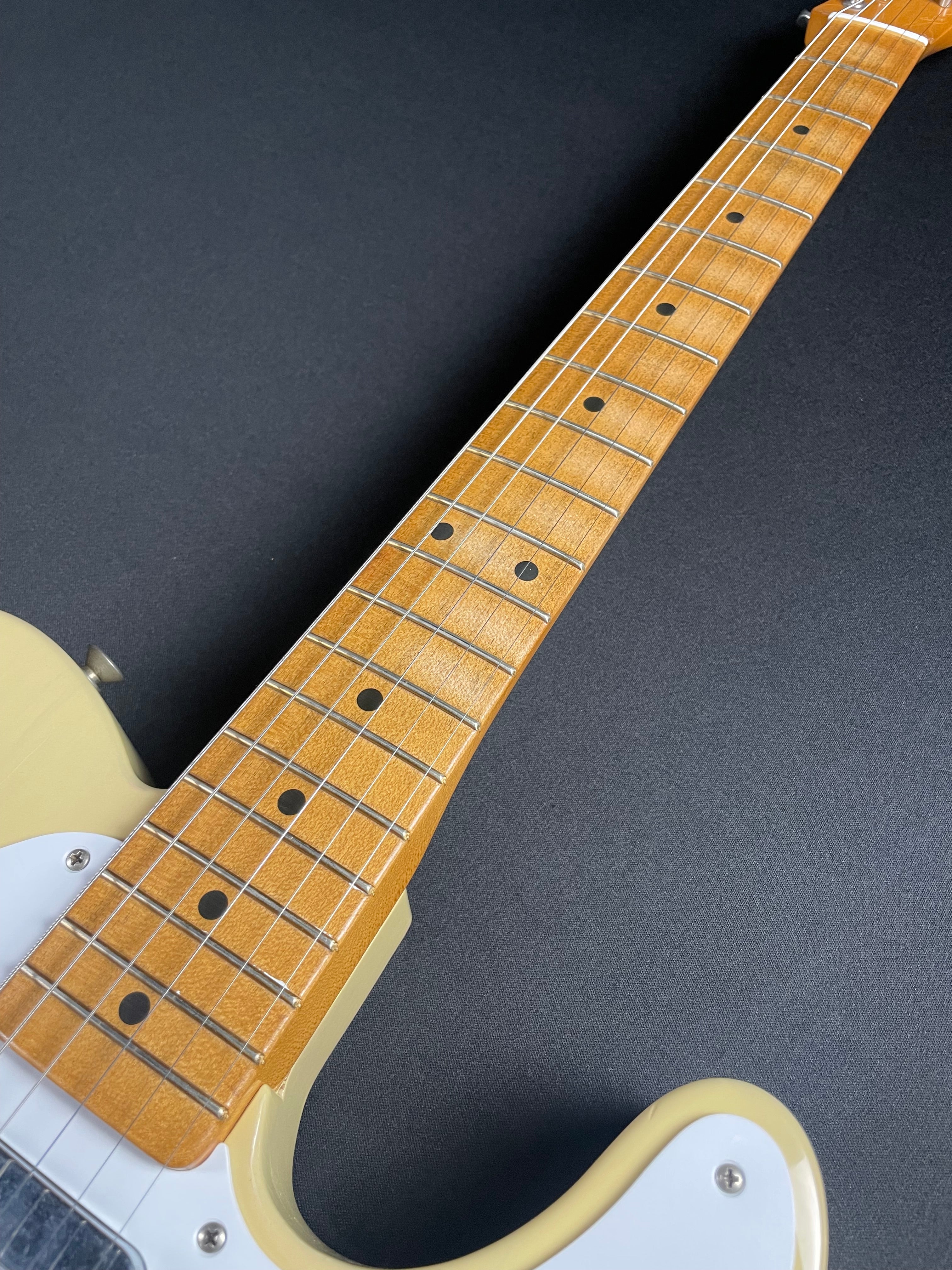 Fender Vintera II Road Worn '60s Telecaster, Maple - Blonde